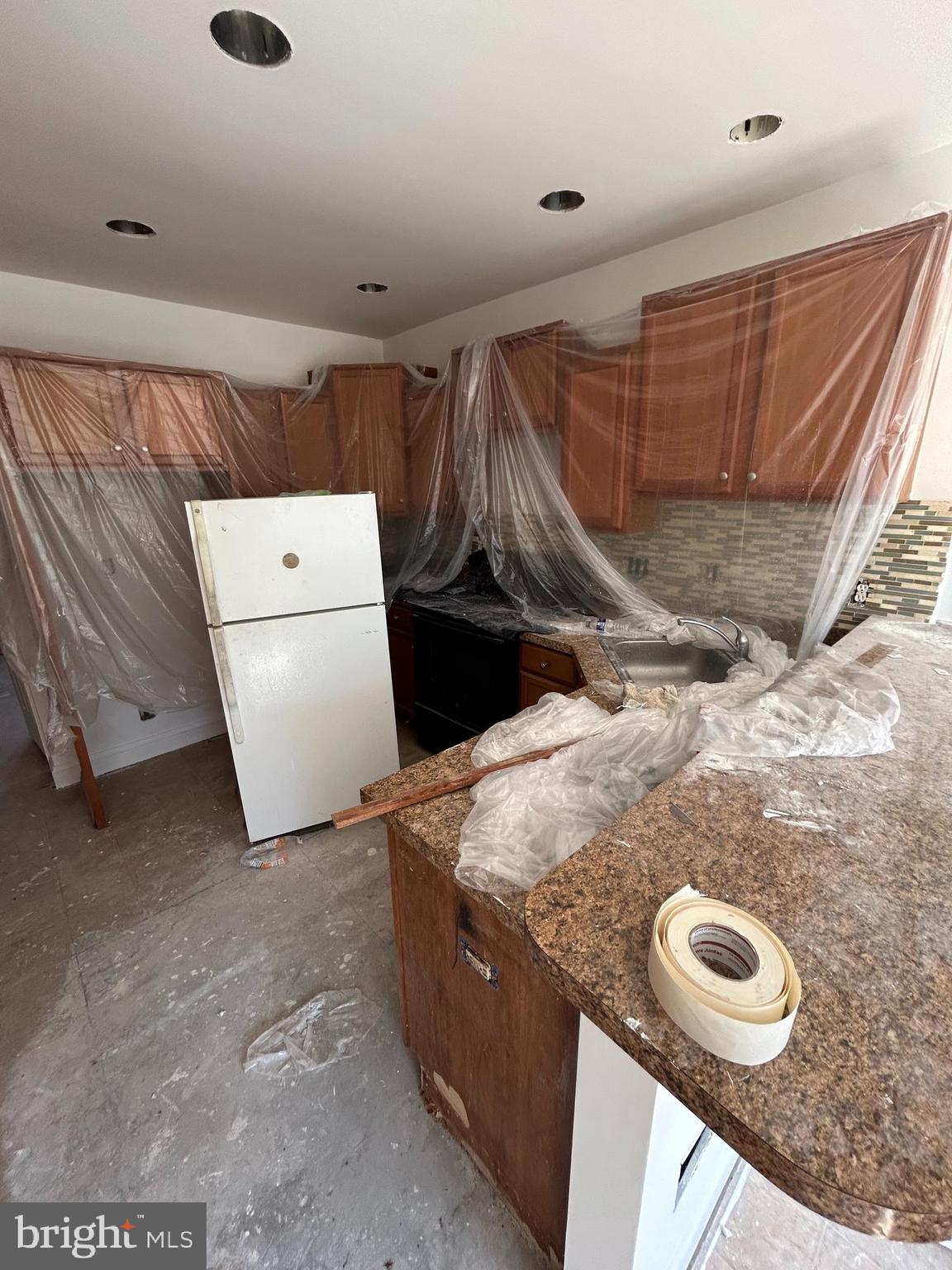 1135 SARGEANT STREET