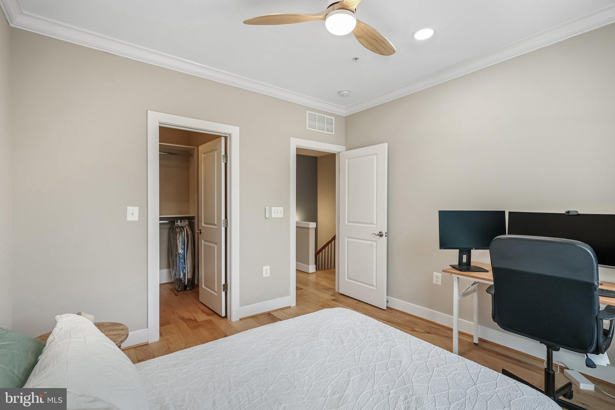 POTOMAC YARD - Residential Lease