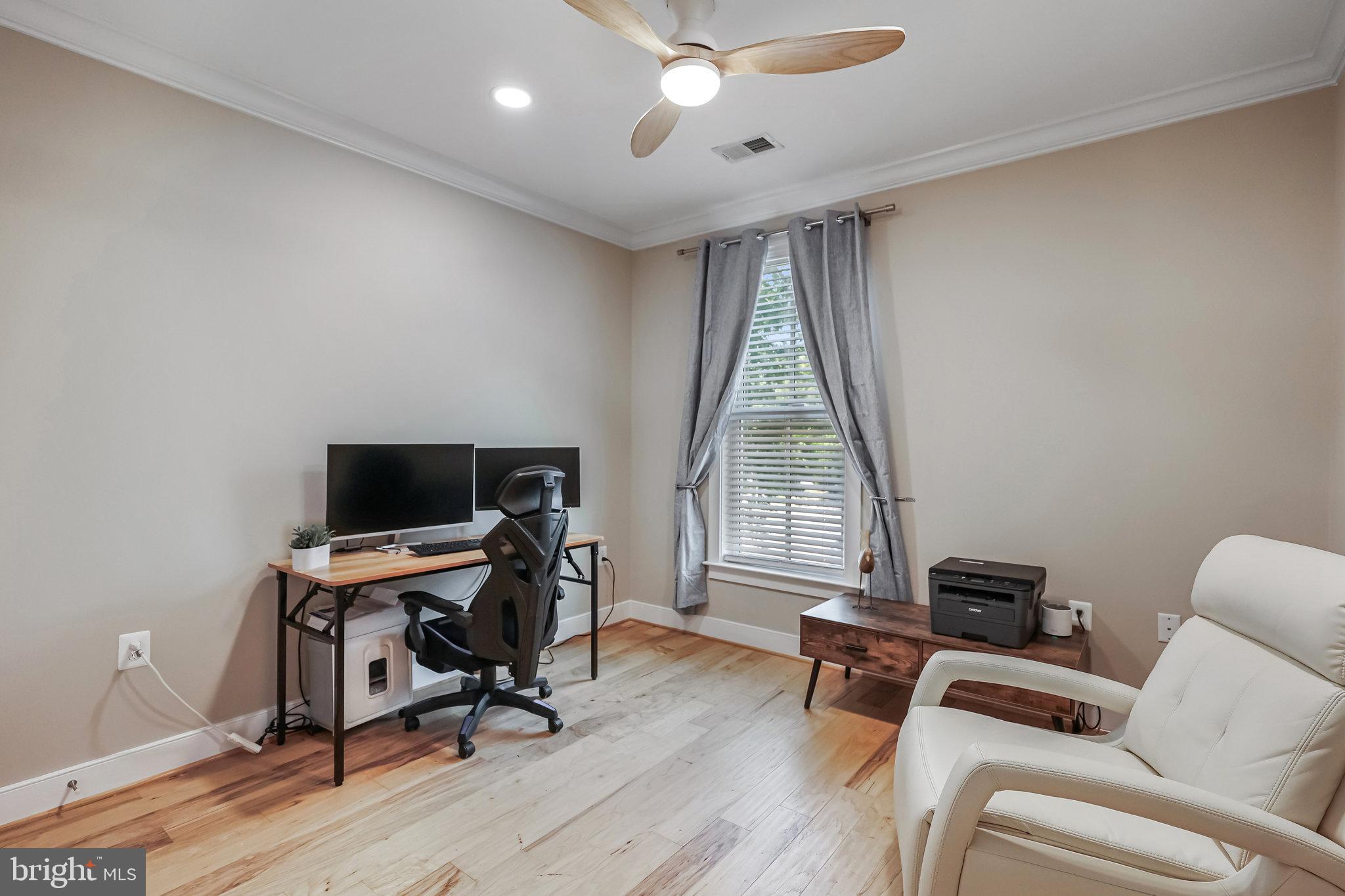 POTOMAC YARD - Residential Lease