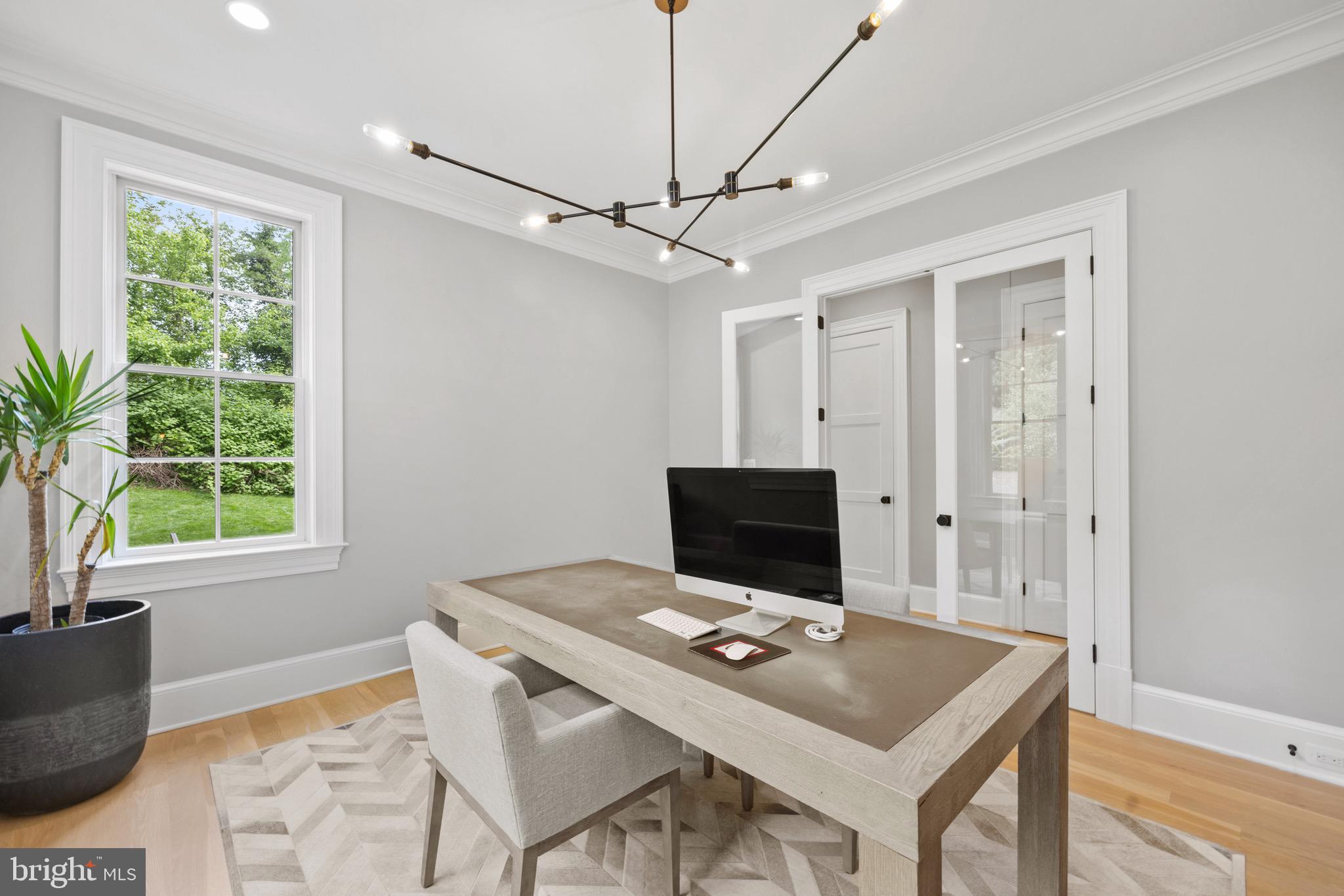 LANGLEY FOREST - Residential