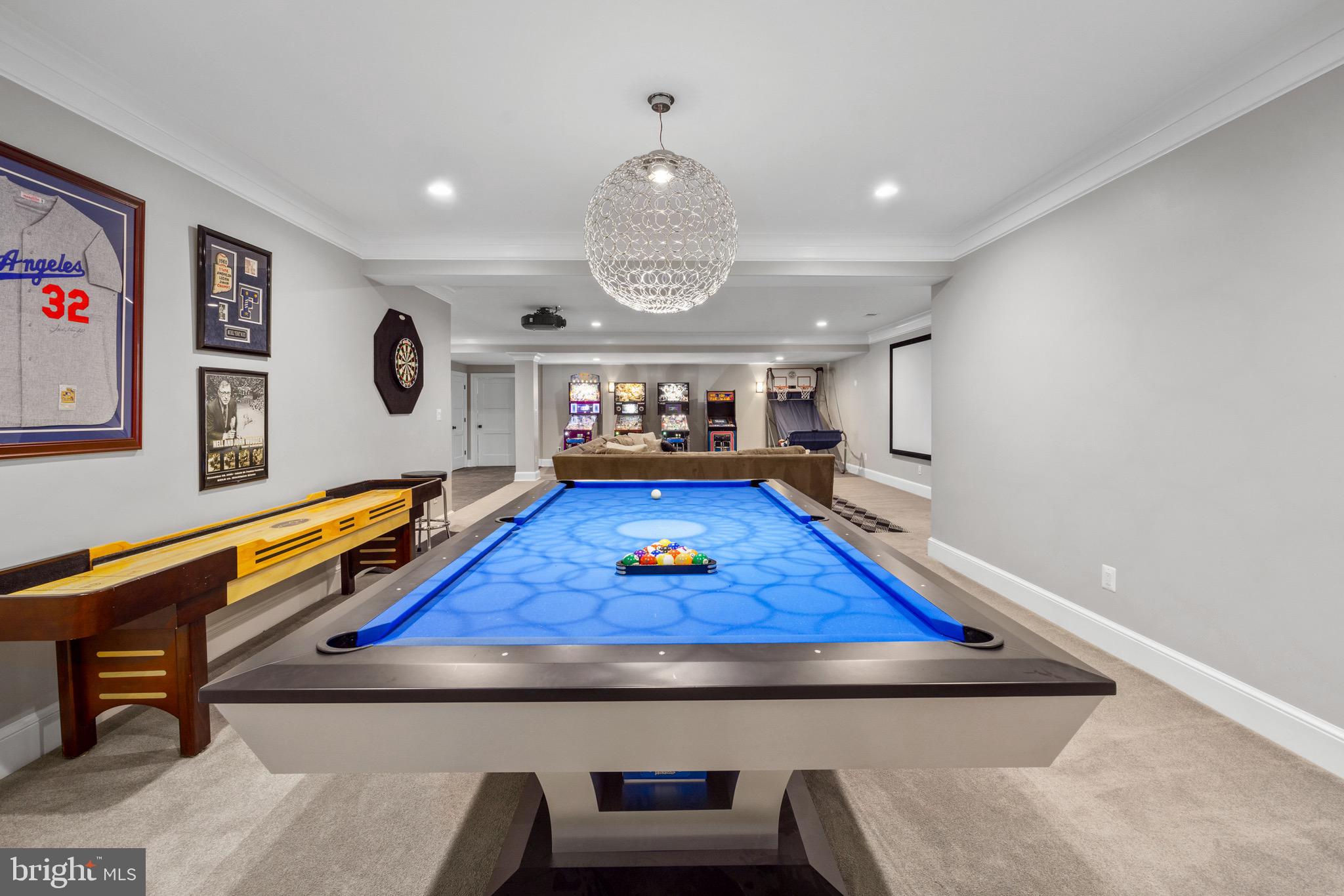 LANGLEY FOREST - Residential