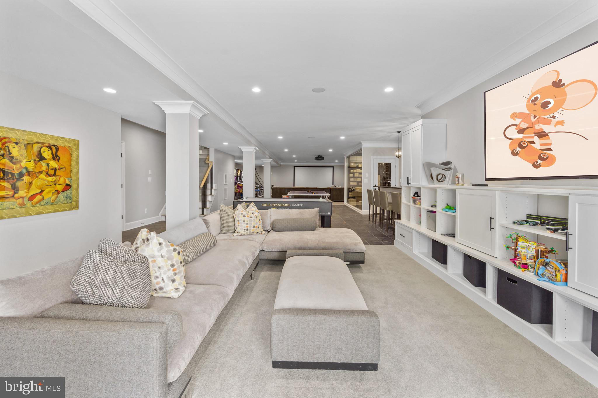 LANGLEY FOREST - Residential