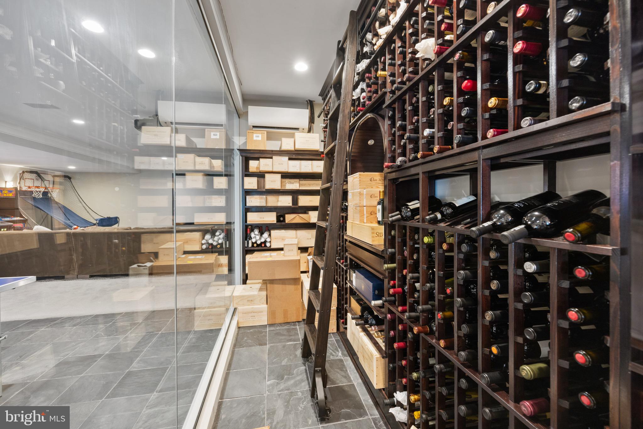 LANGLEY FOREST - Residential