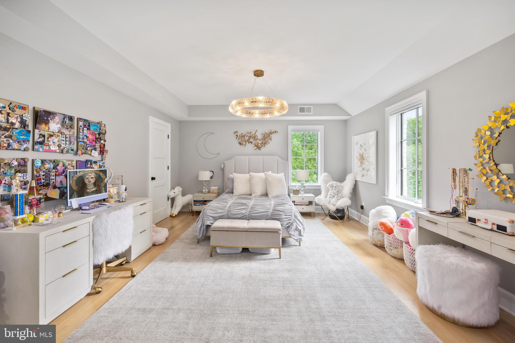 LANGLEY FOREST - Residential