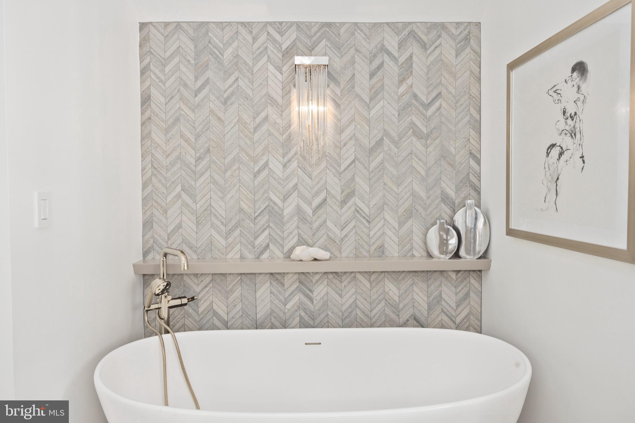 LANGLEY FOREST - Residential