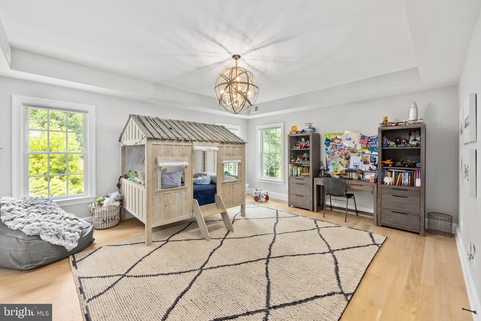 LANGLEY FOREST - Residential