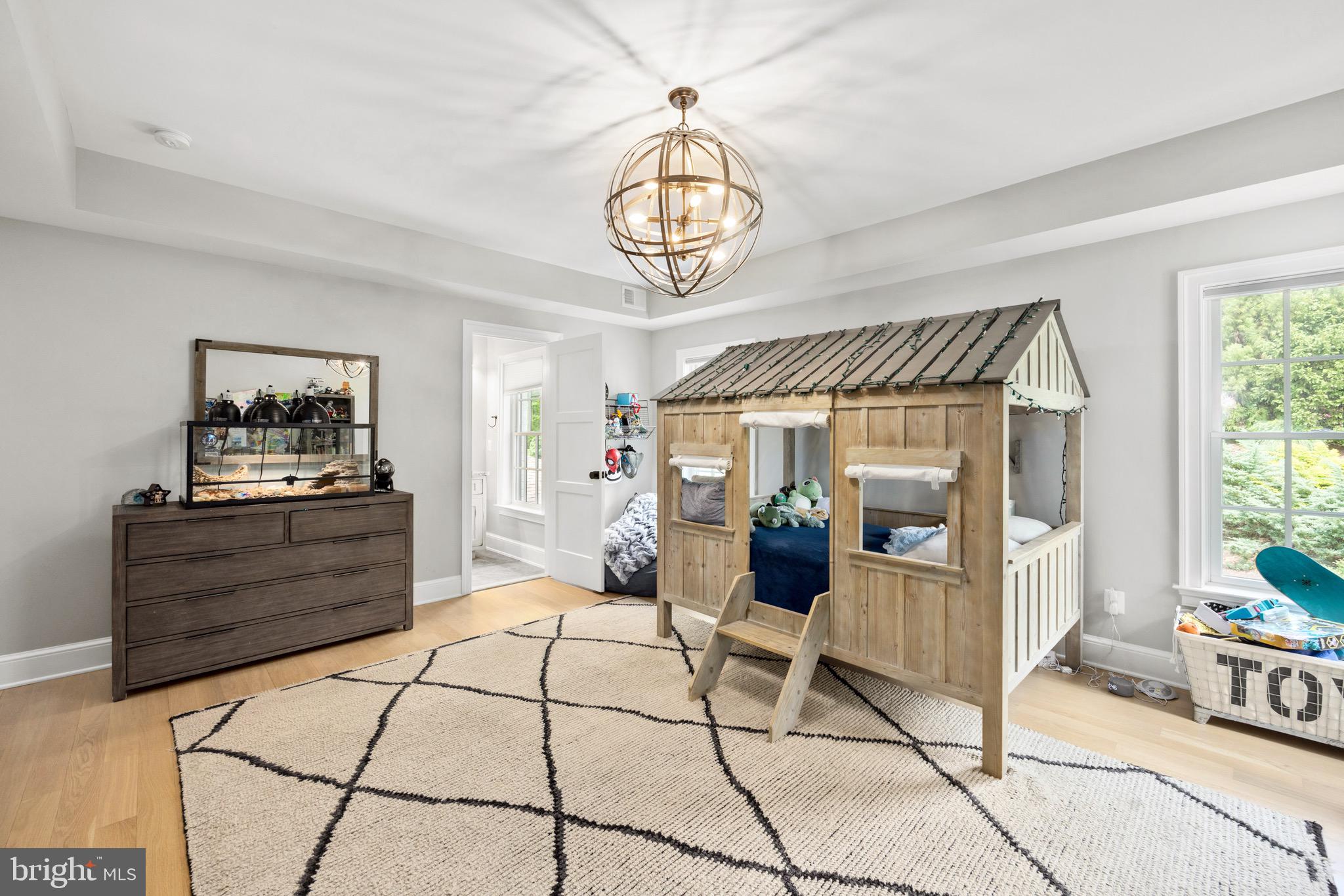 LANGLEY FOREST - Residential