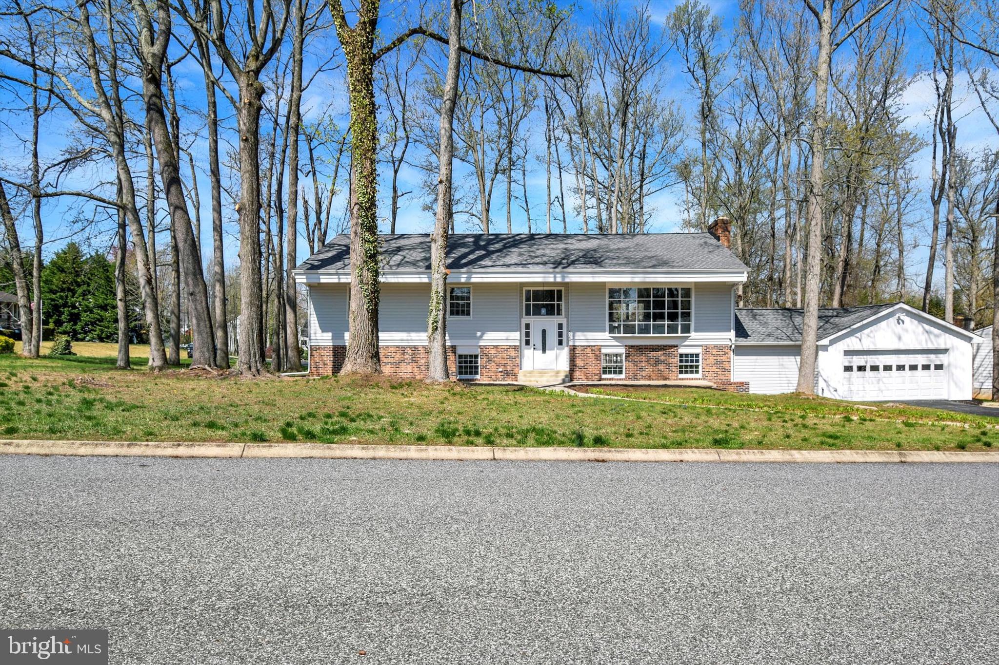 536 PLEASANTWIND DRIVE
