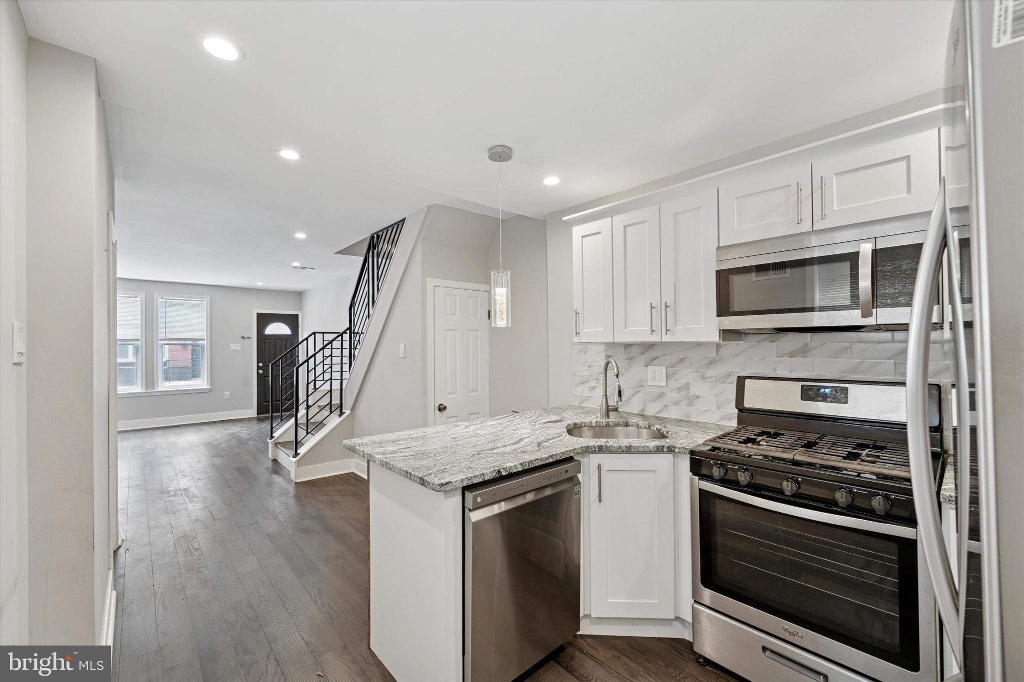 PHILADELPHIA (WEST) - Residential