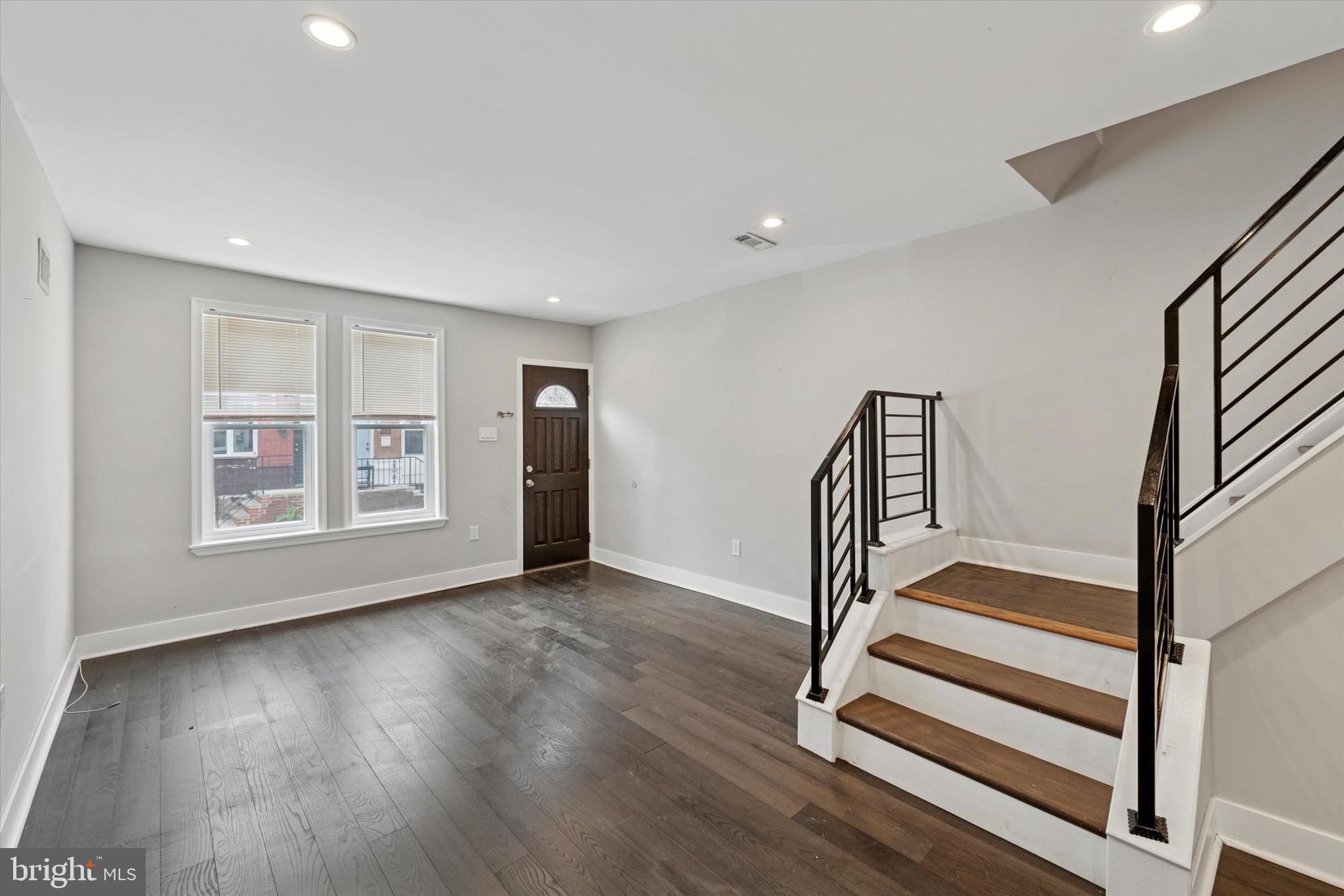 PHILADELPHIA (WEST) - Residential