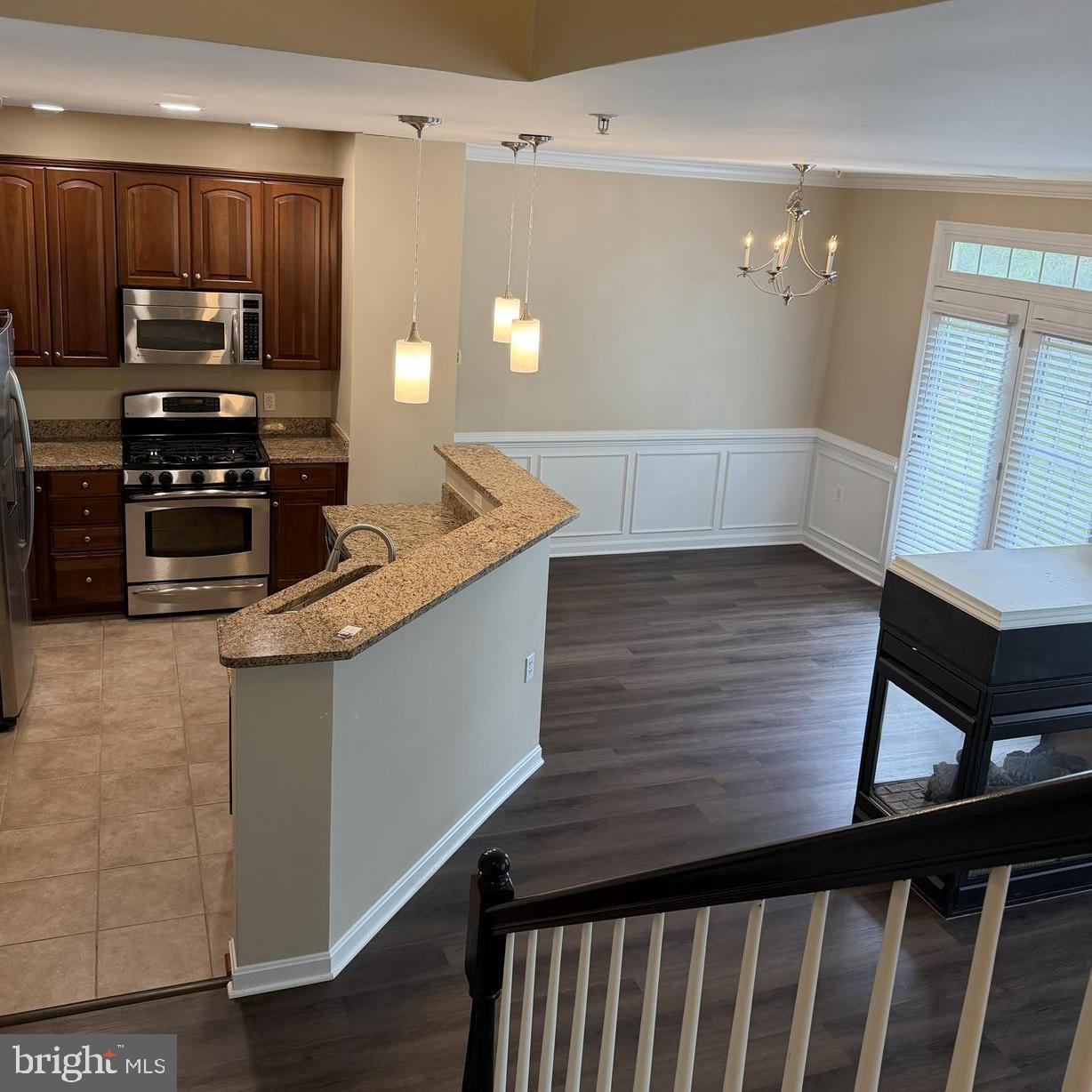 6765 HAMPTON BAY LANE