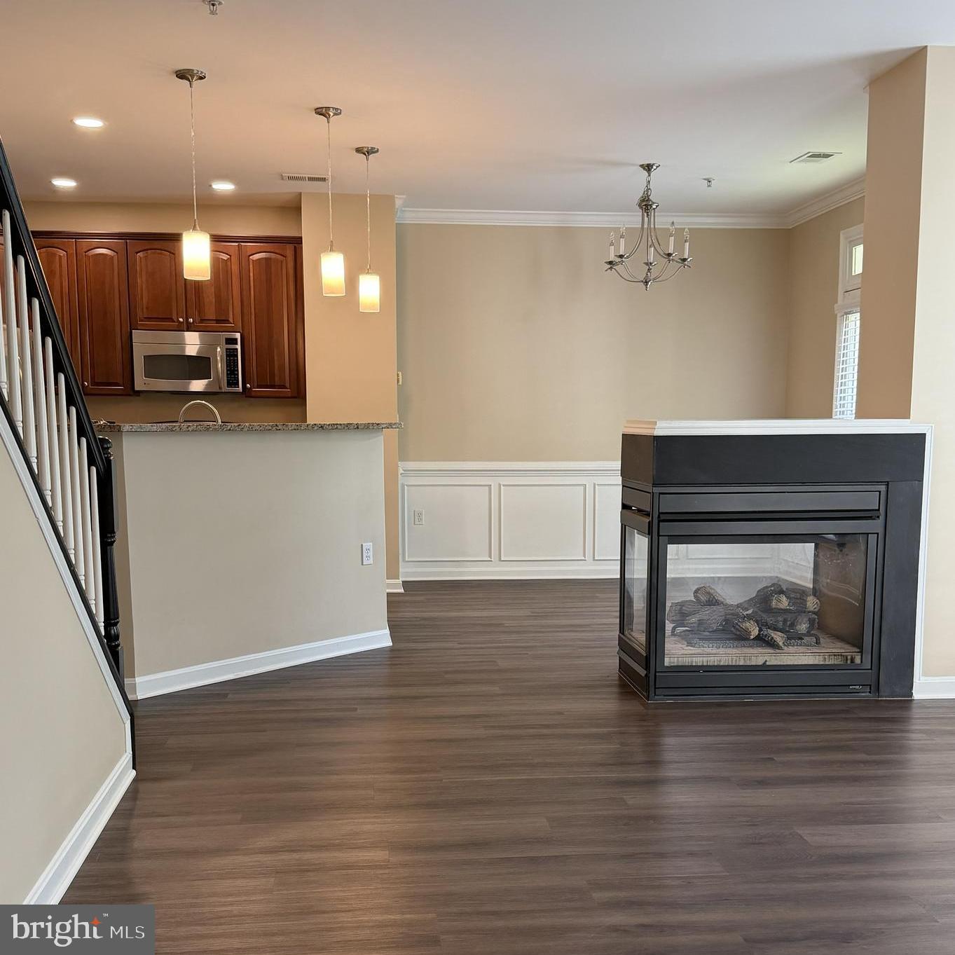 6765 HAMPTON BAY LANE