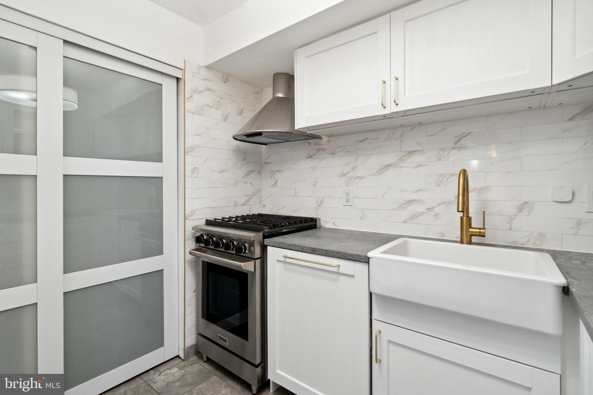 FAIRMOUNT - Residential