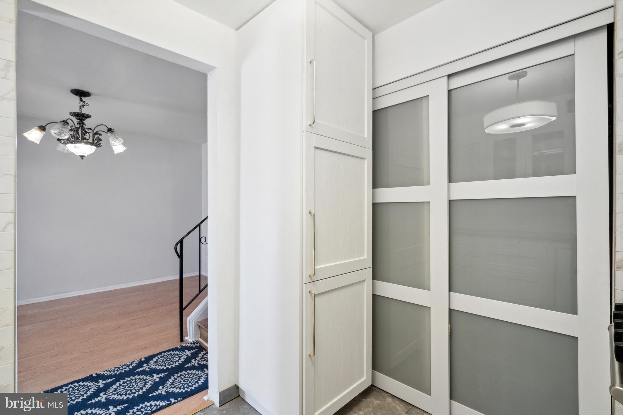 FAIRMOUNT - Residential