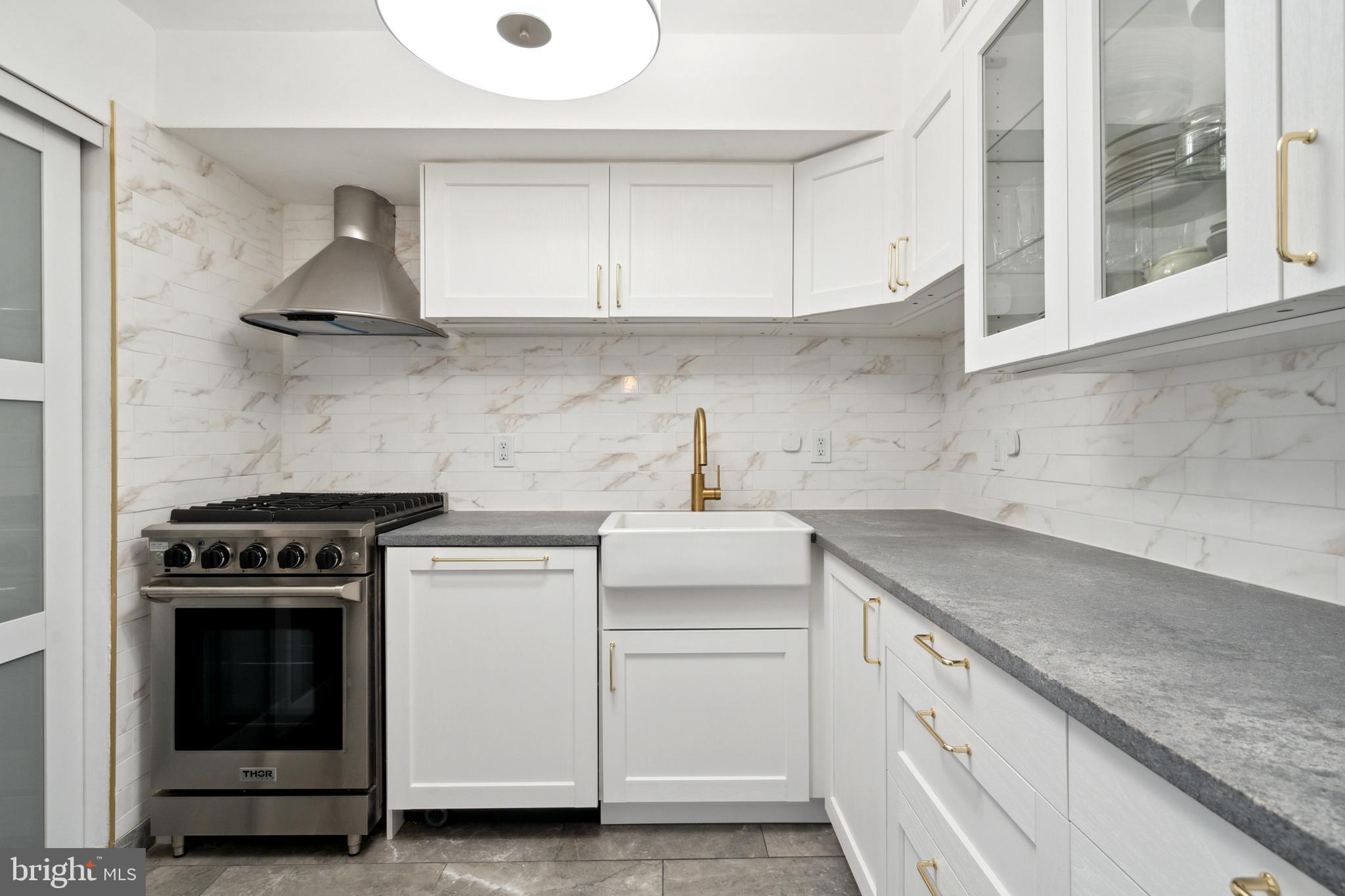 FAIRMOUNT - Residential