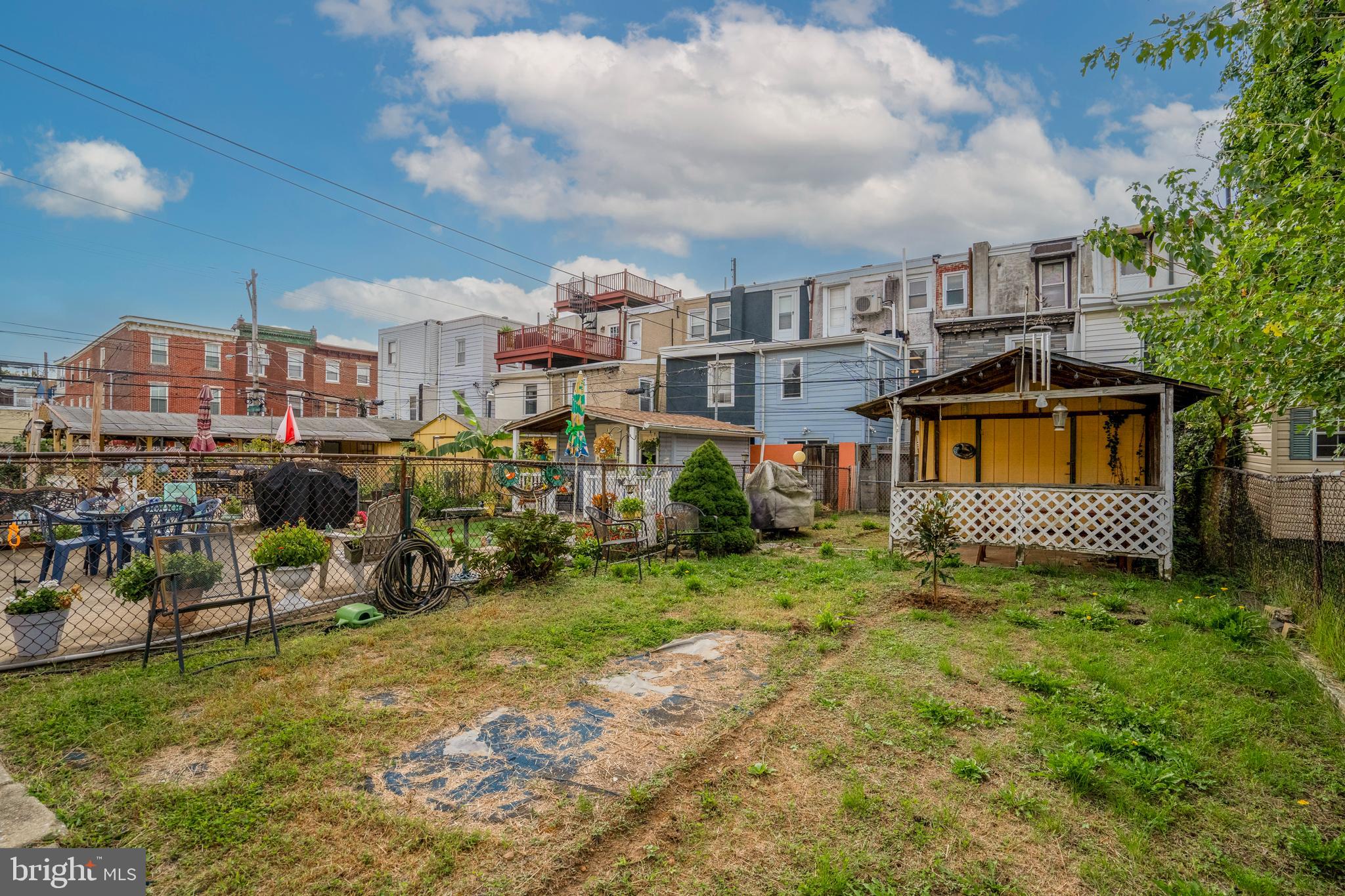 FAIRMOUNT - Residential