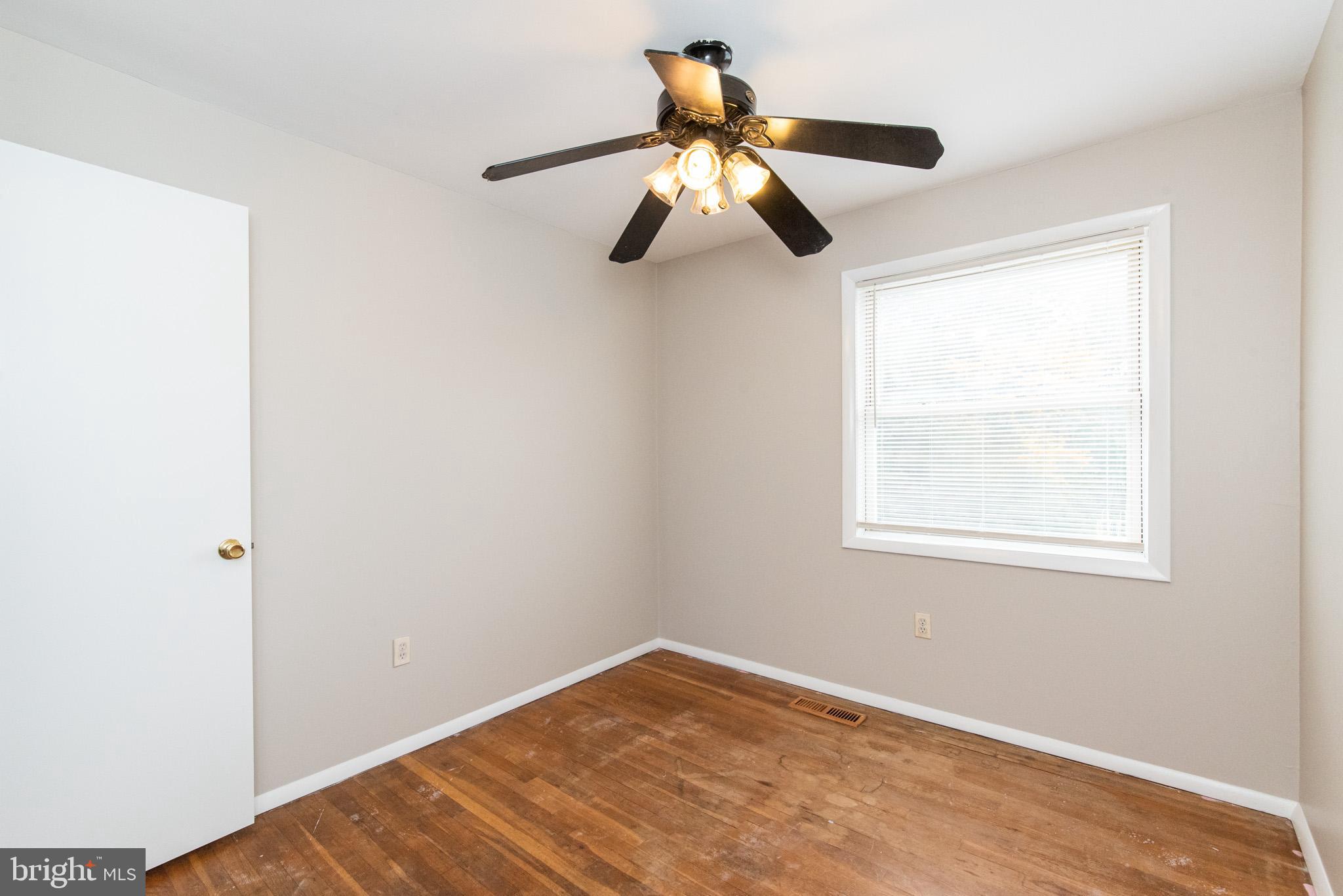 ESSEX - Residential Lease