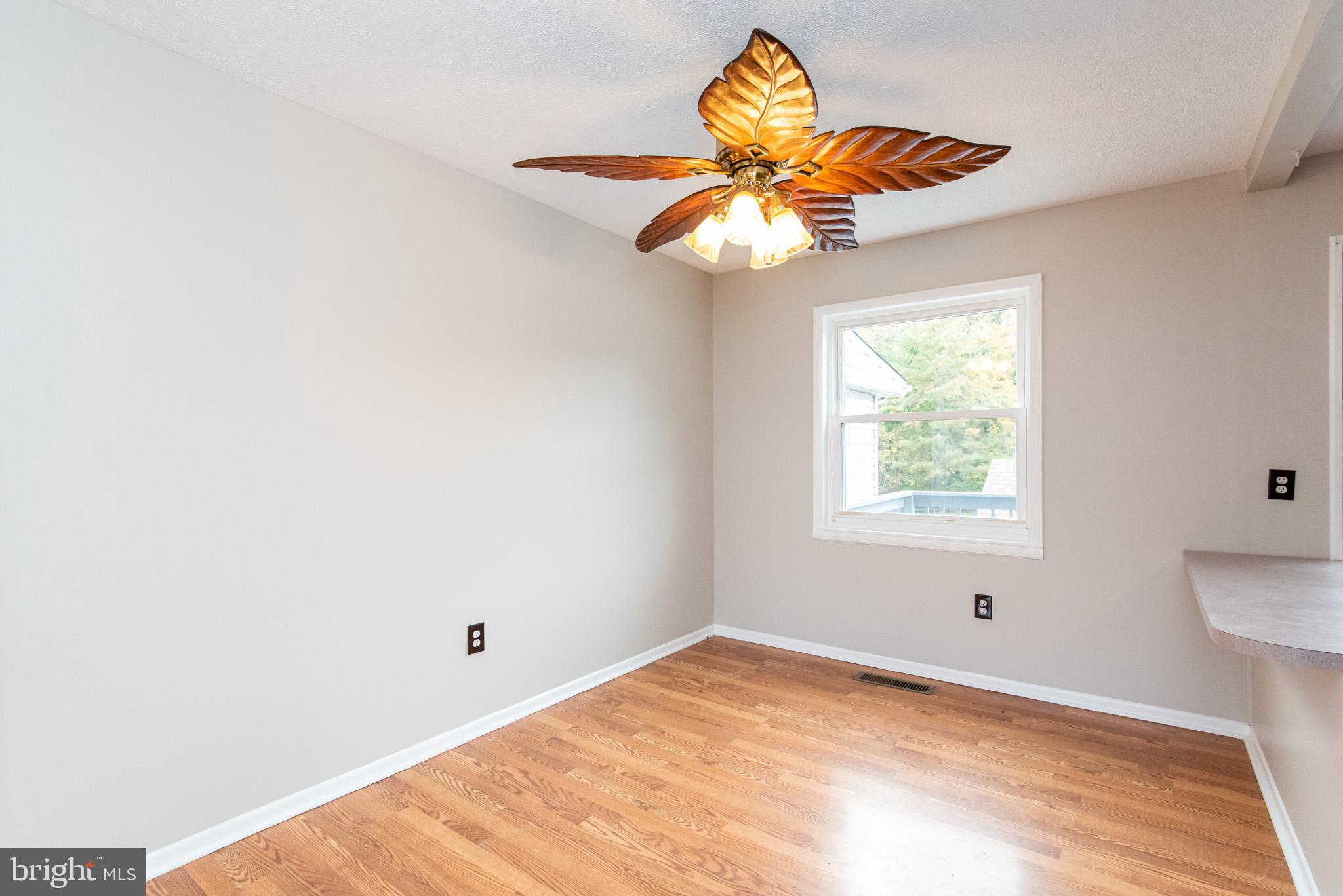 ESSEX - Residential Lease