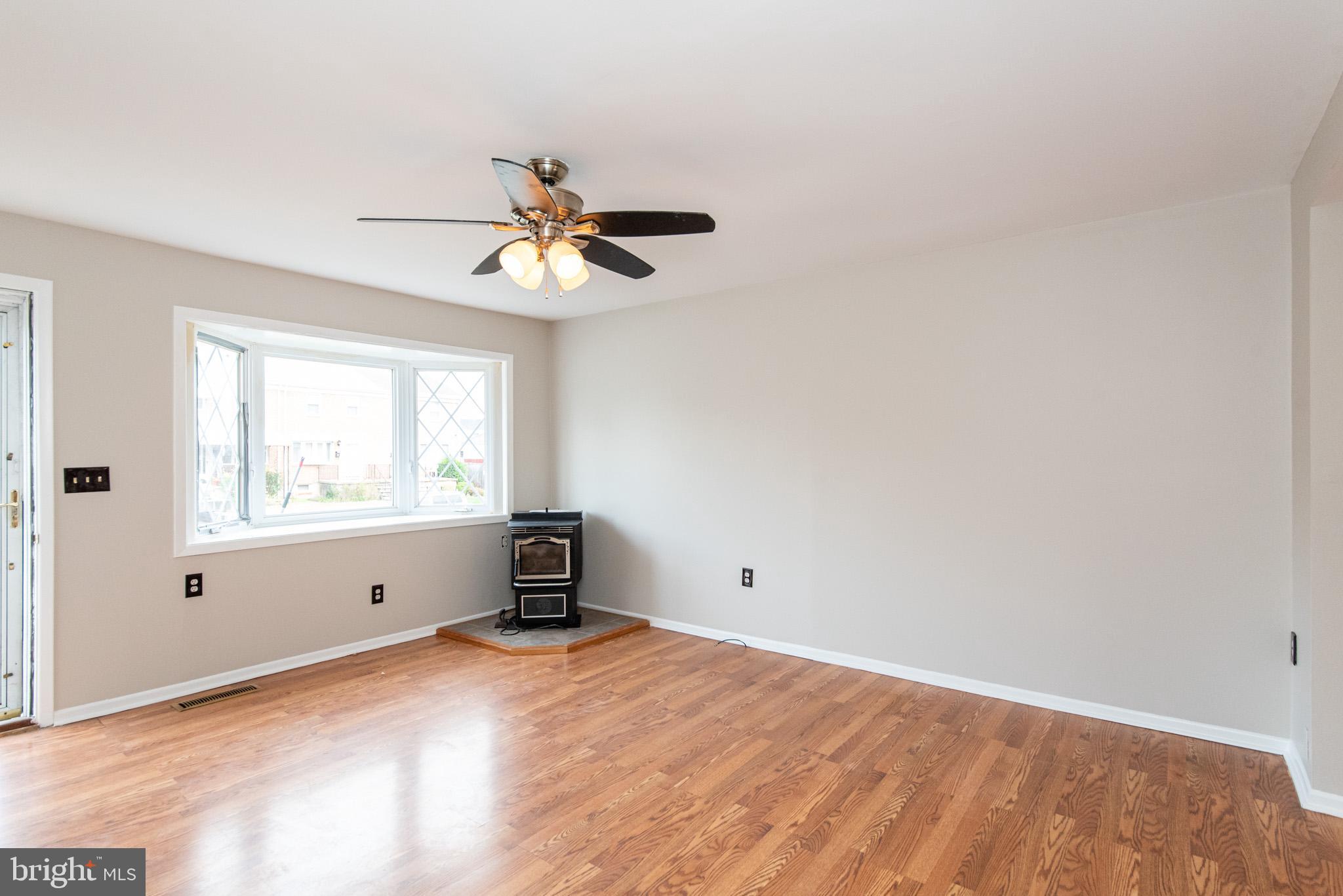 ESSEX - Residential Lease