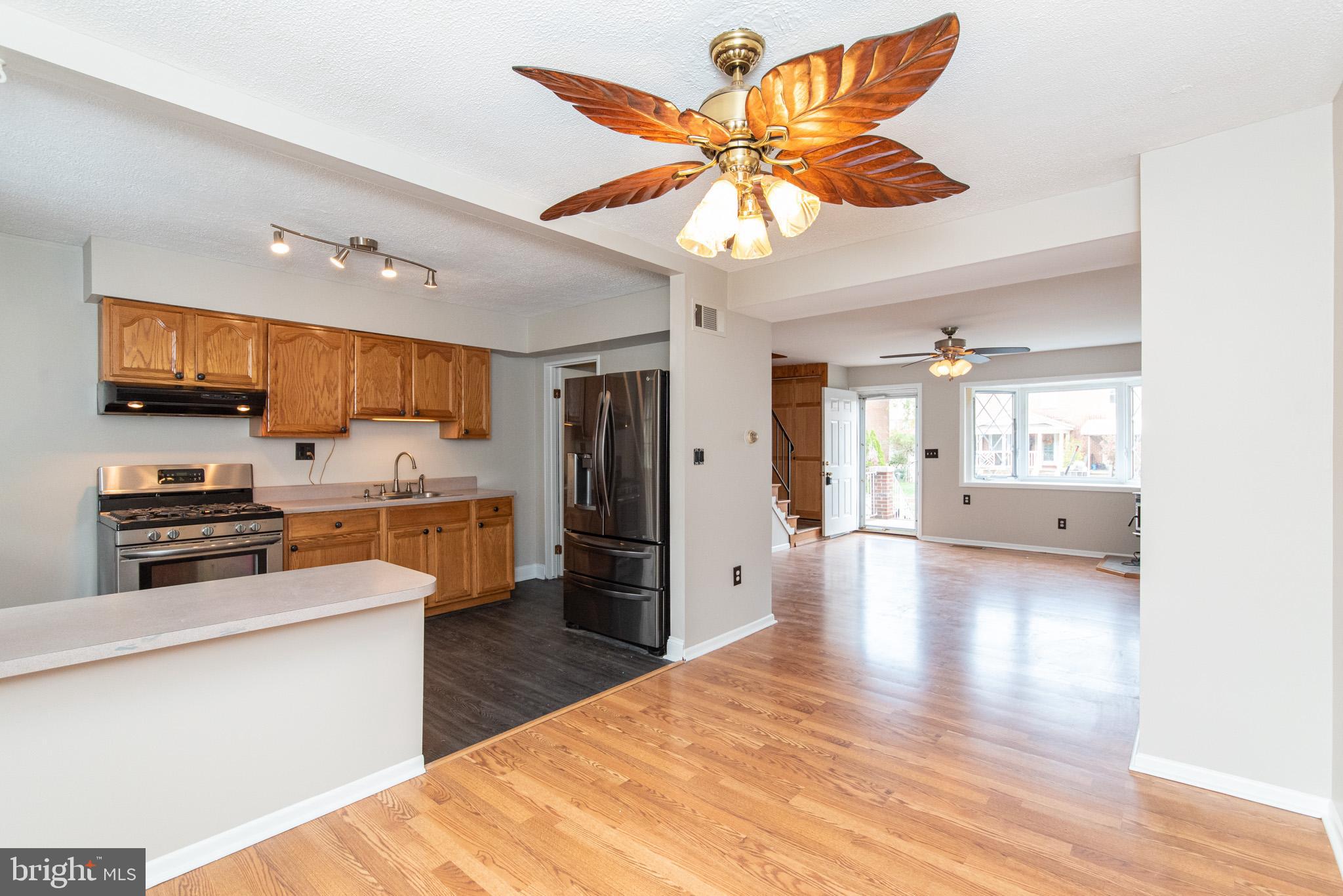 ESSEX - Residential Lease