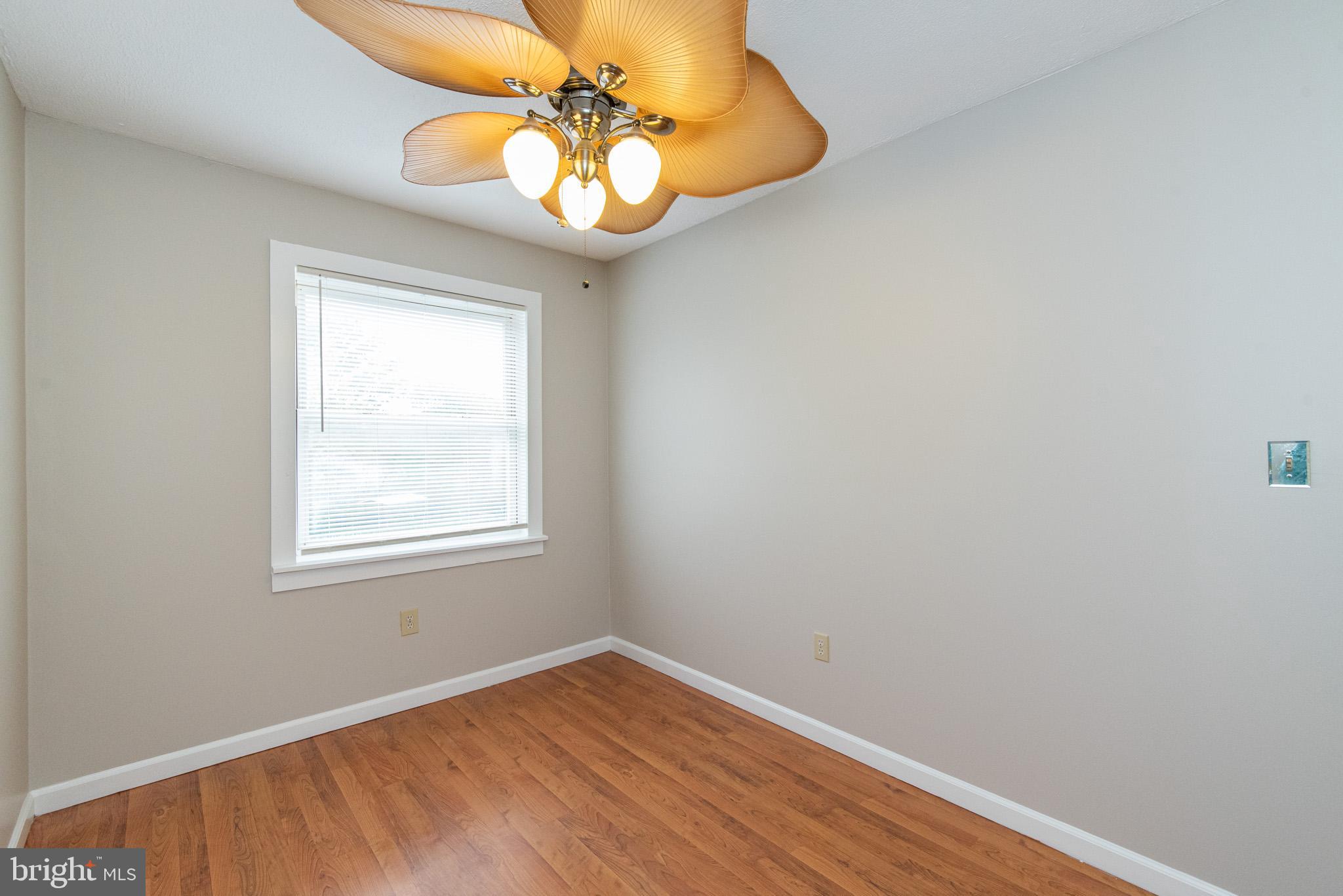 ESSEX - Residential Lease