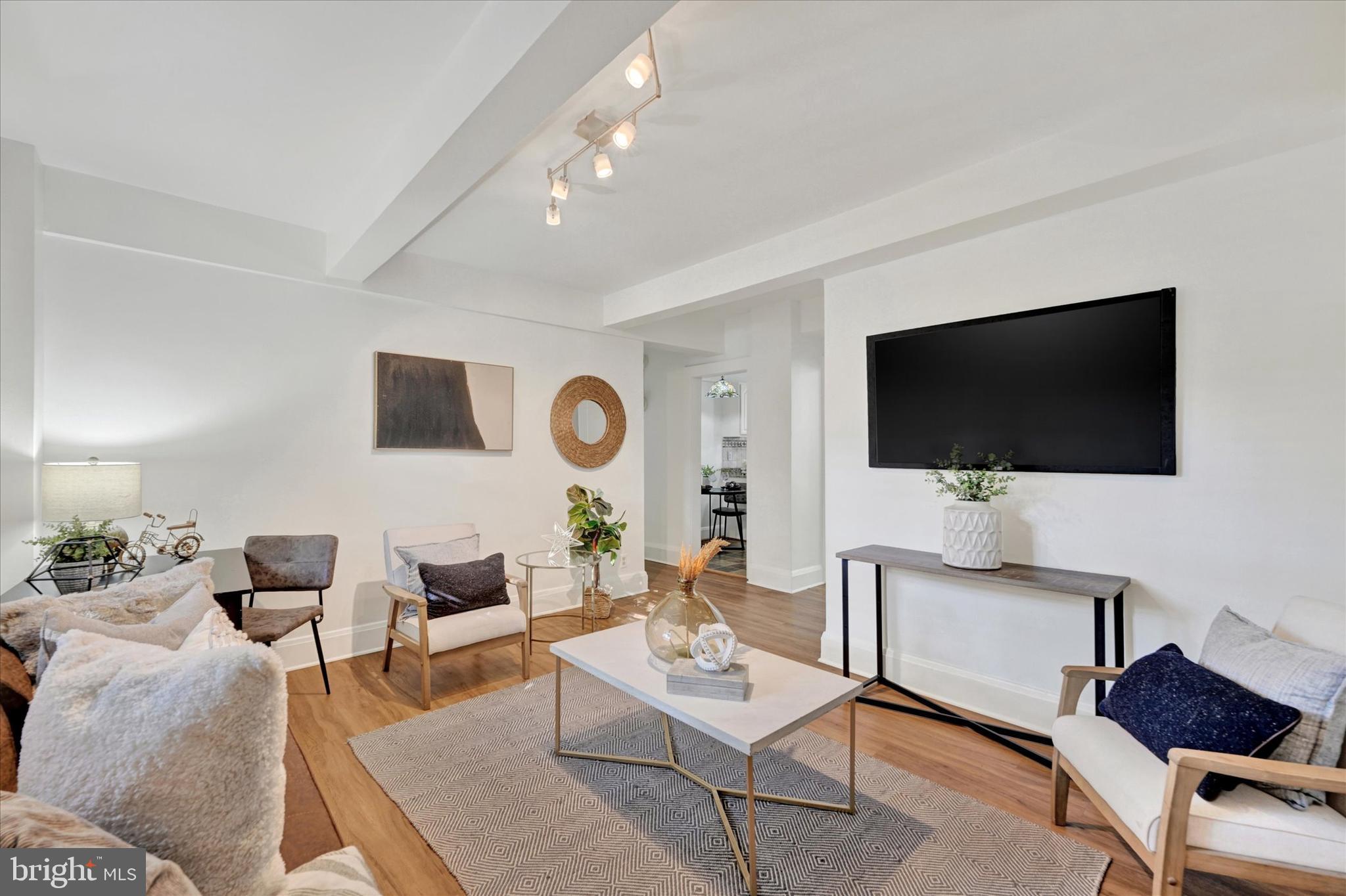 220 STONY RUN LANE DG