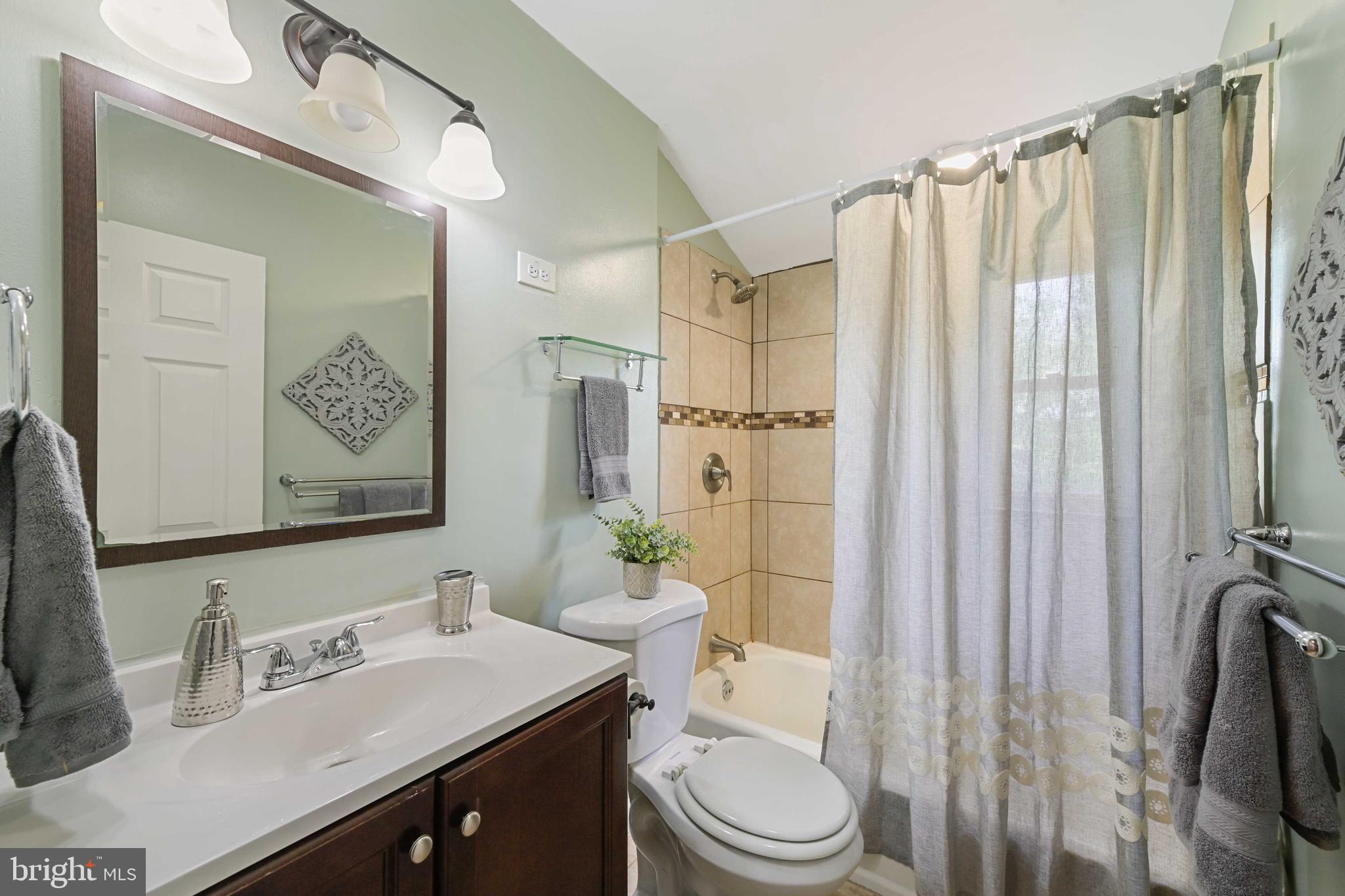 RIDGELEIGH - Residential