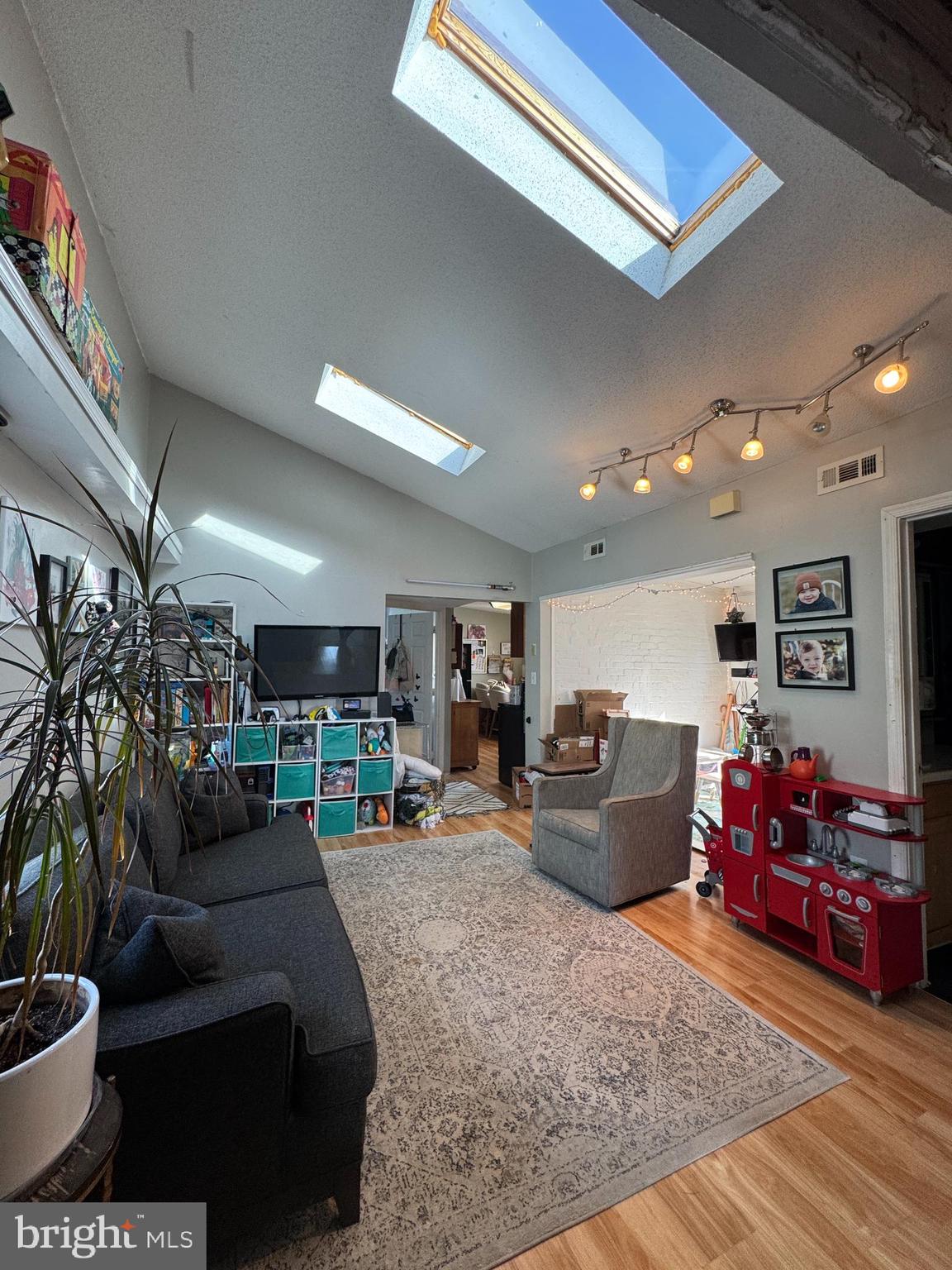 DOWNTOWN FREDERICK - Residential Lease