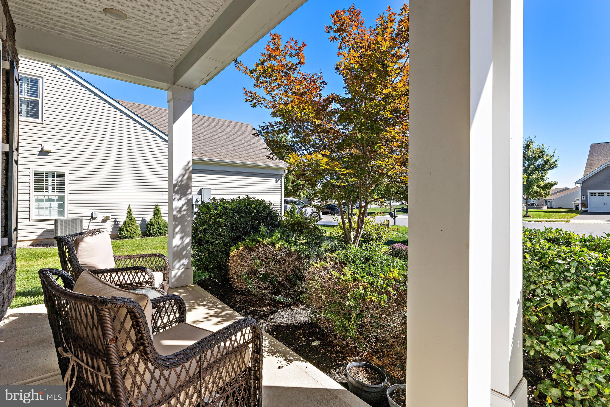 4 JARROWOOD LANE