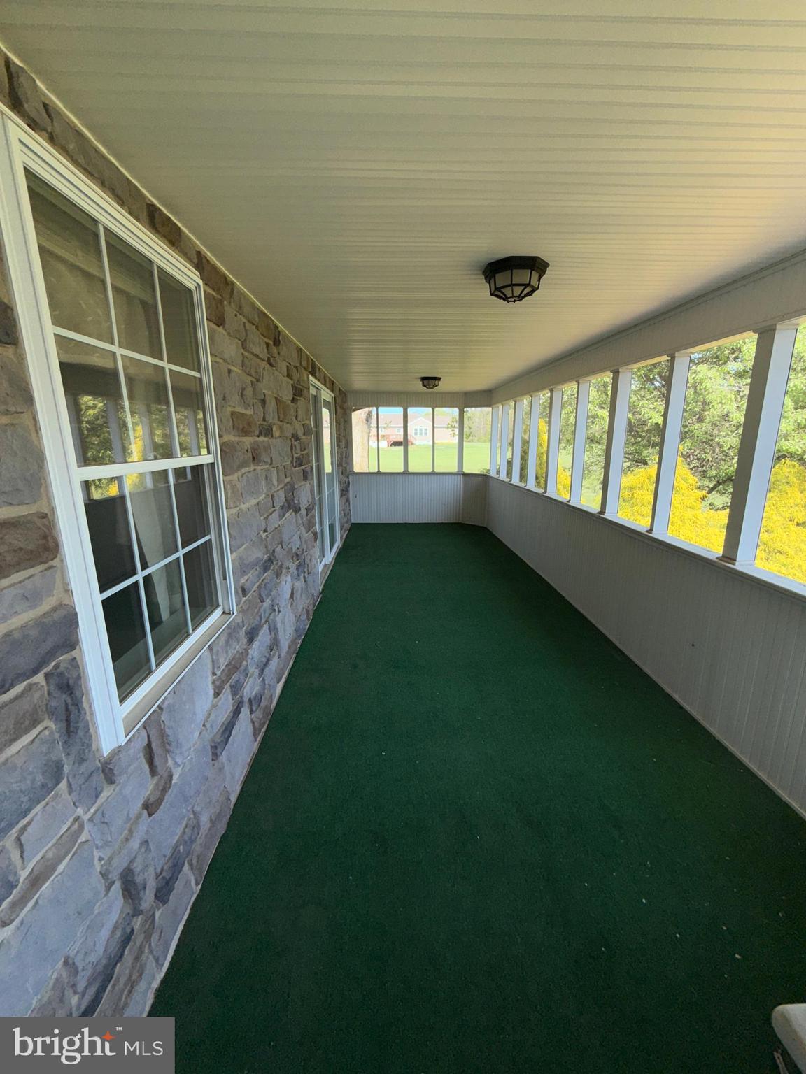 SWAN POND - Residential