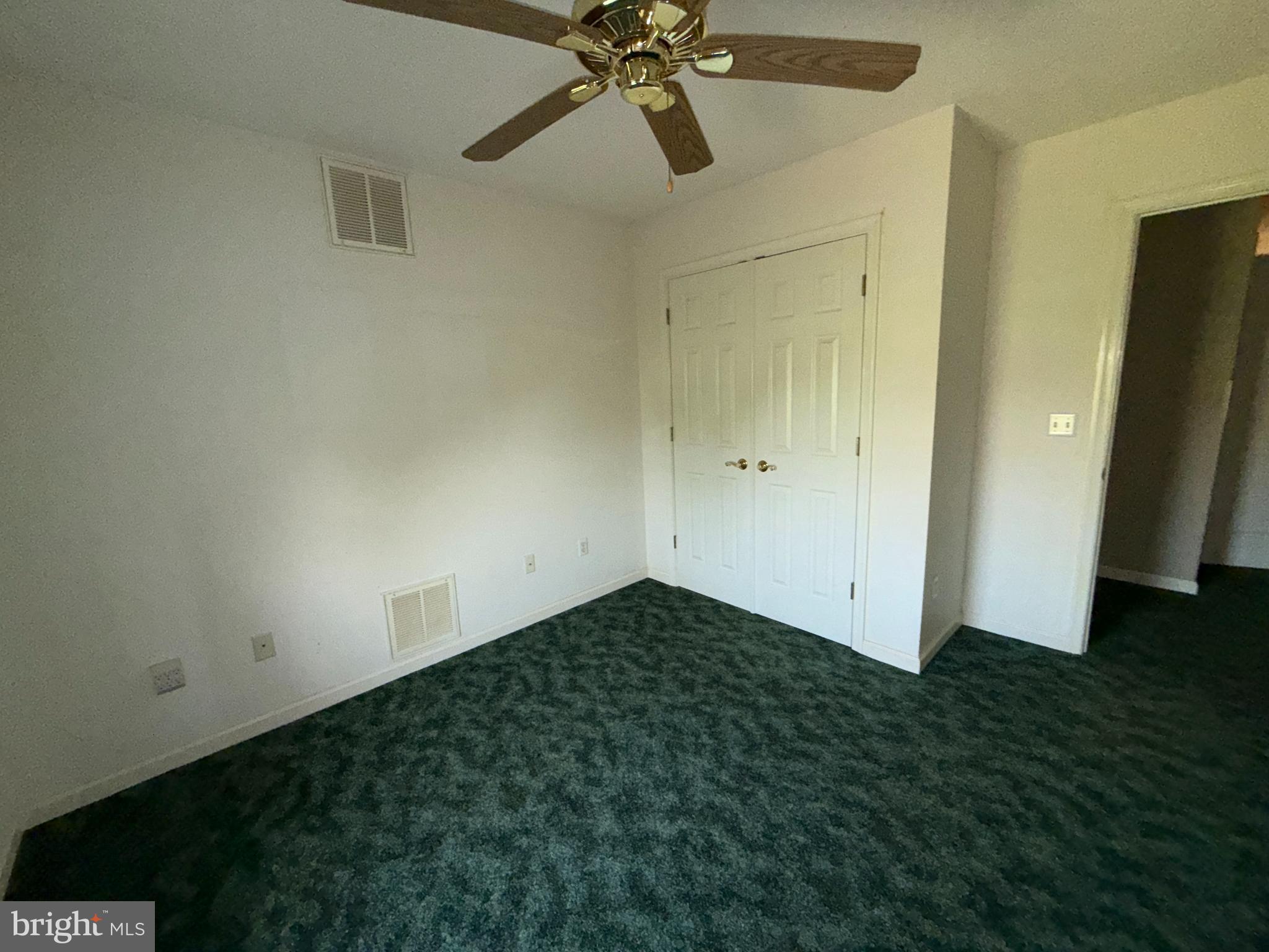 SWAN POND - Residential