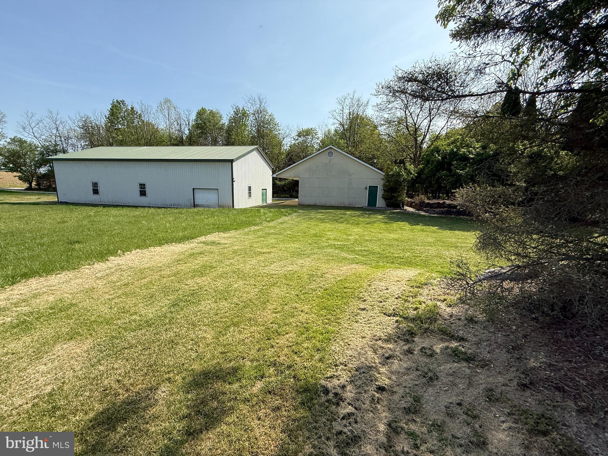 SWAN POND - Residential