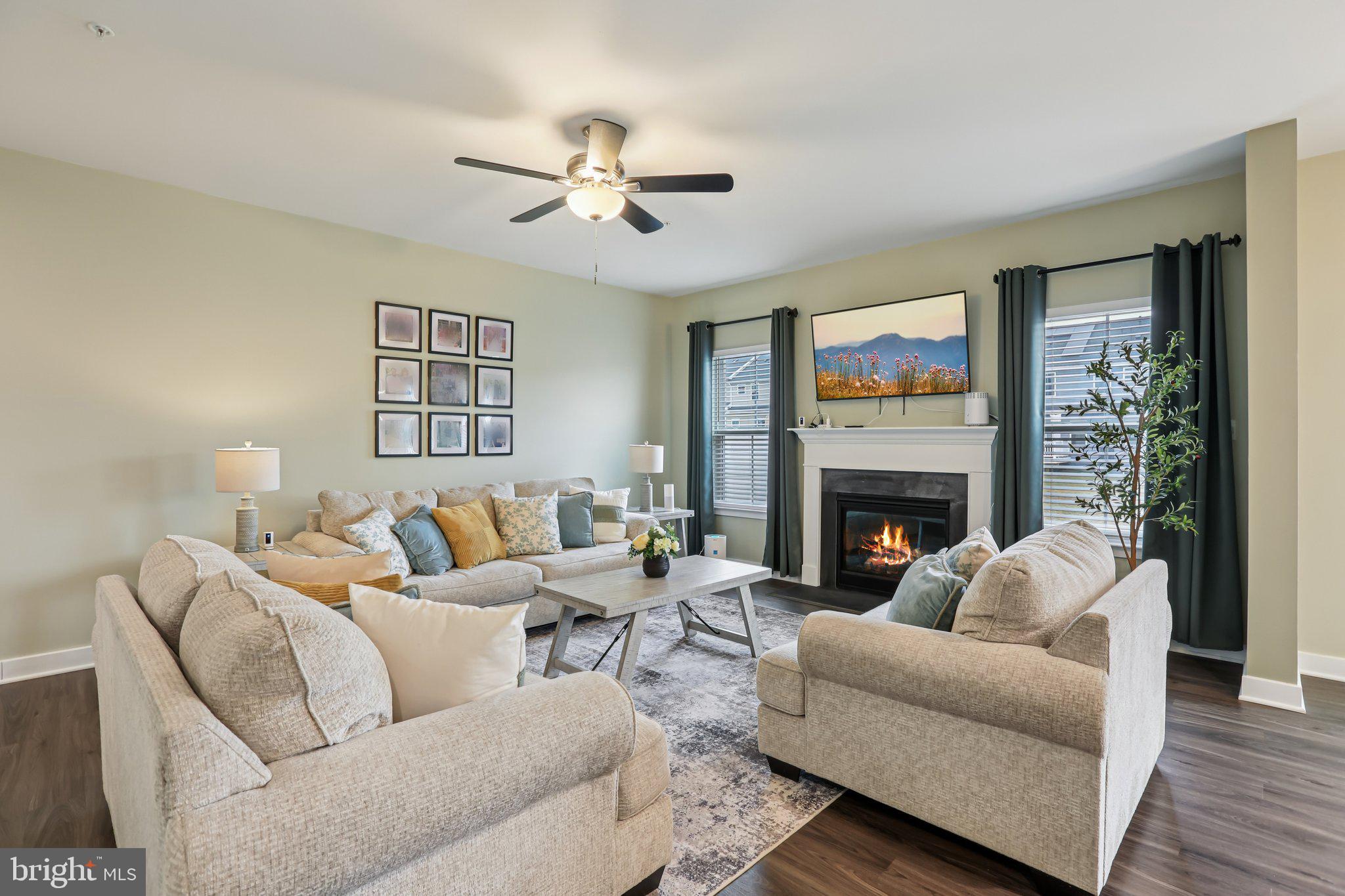 JAMES RUN TOWNHOMES - Residential