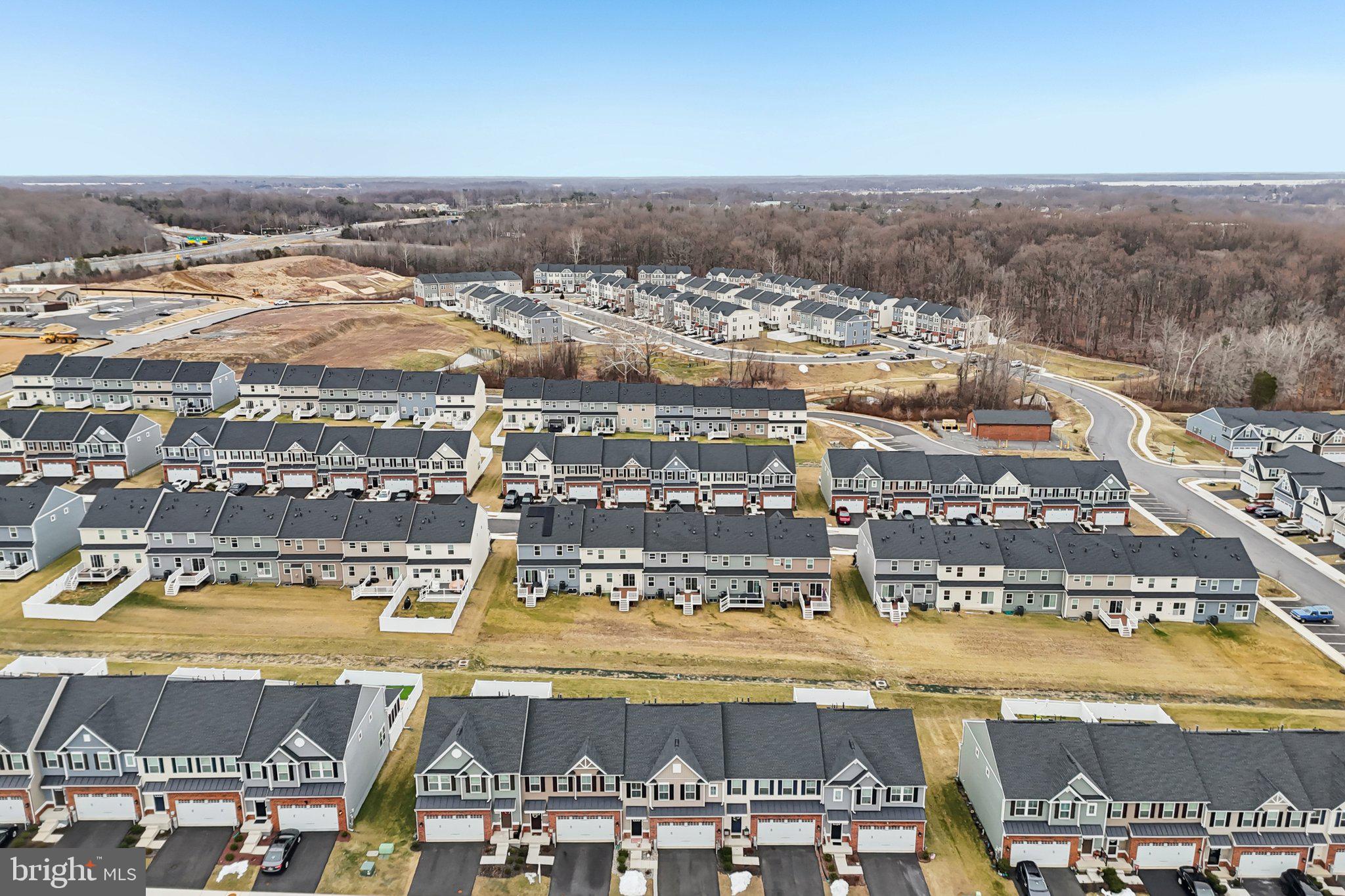 JAMES RUN TOWNHOMES - Residential