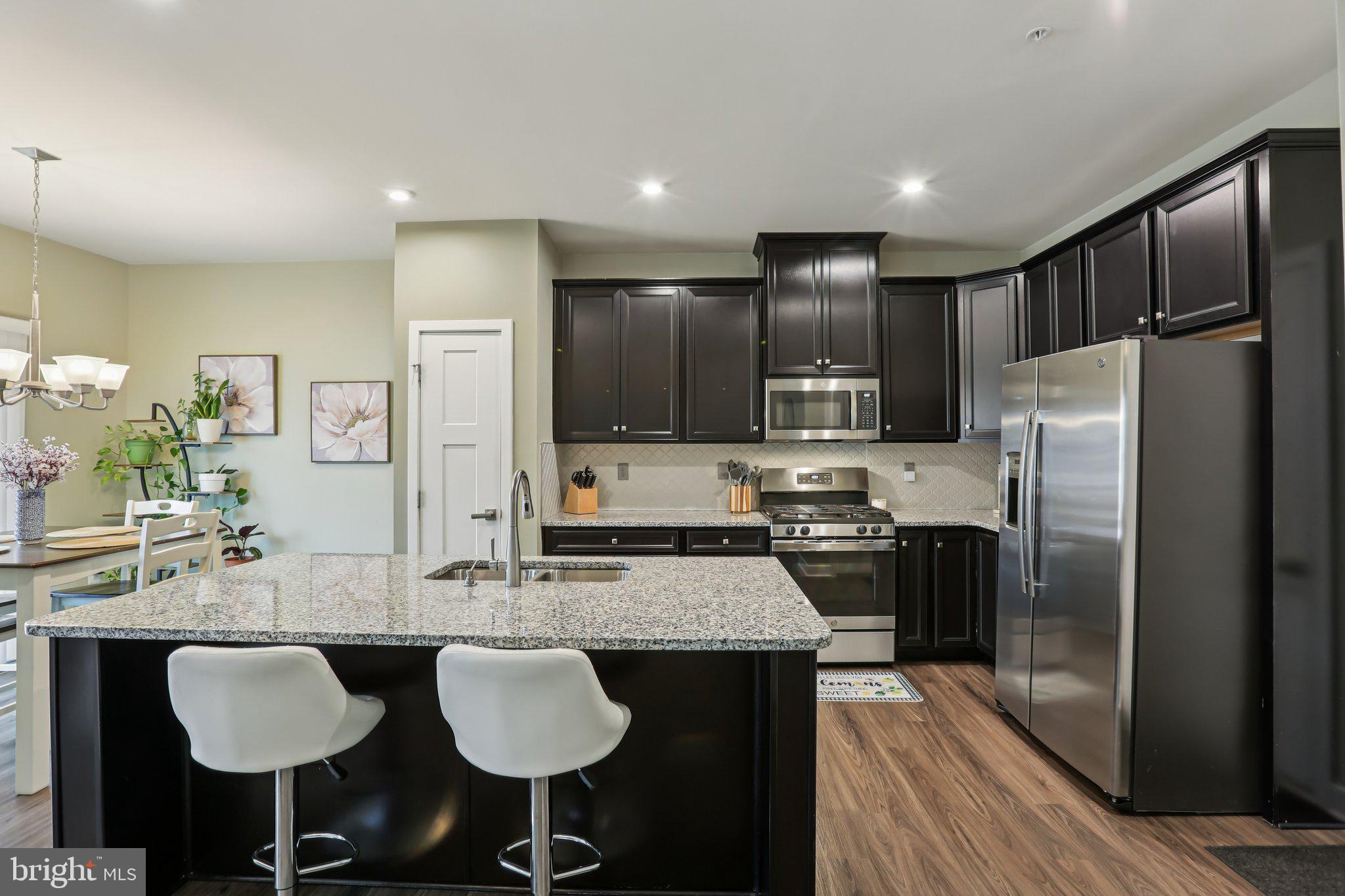 JAMES RUN TOWNHOMES - Residential