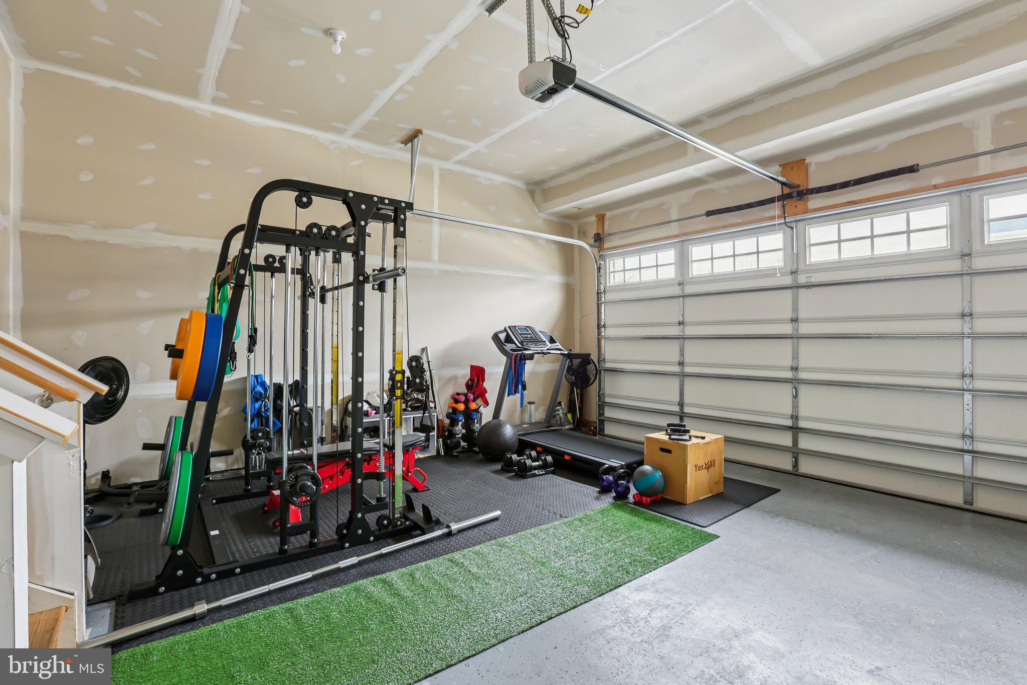 JAMES RUN TOWNHOMES - Residential