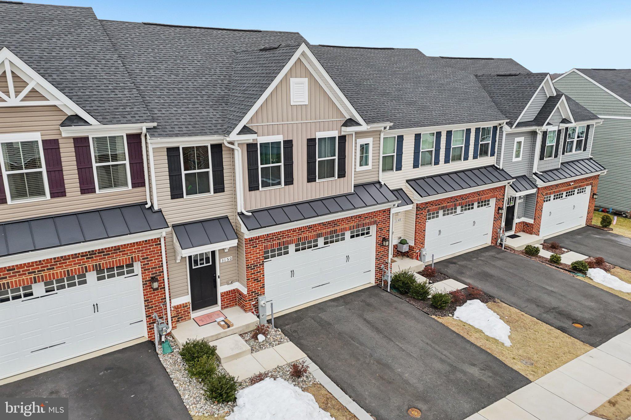 JAMES RUN TOWNHOMES - Residential