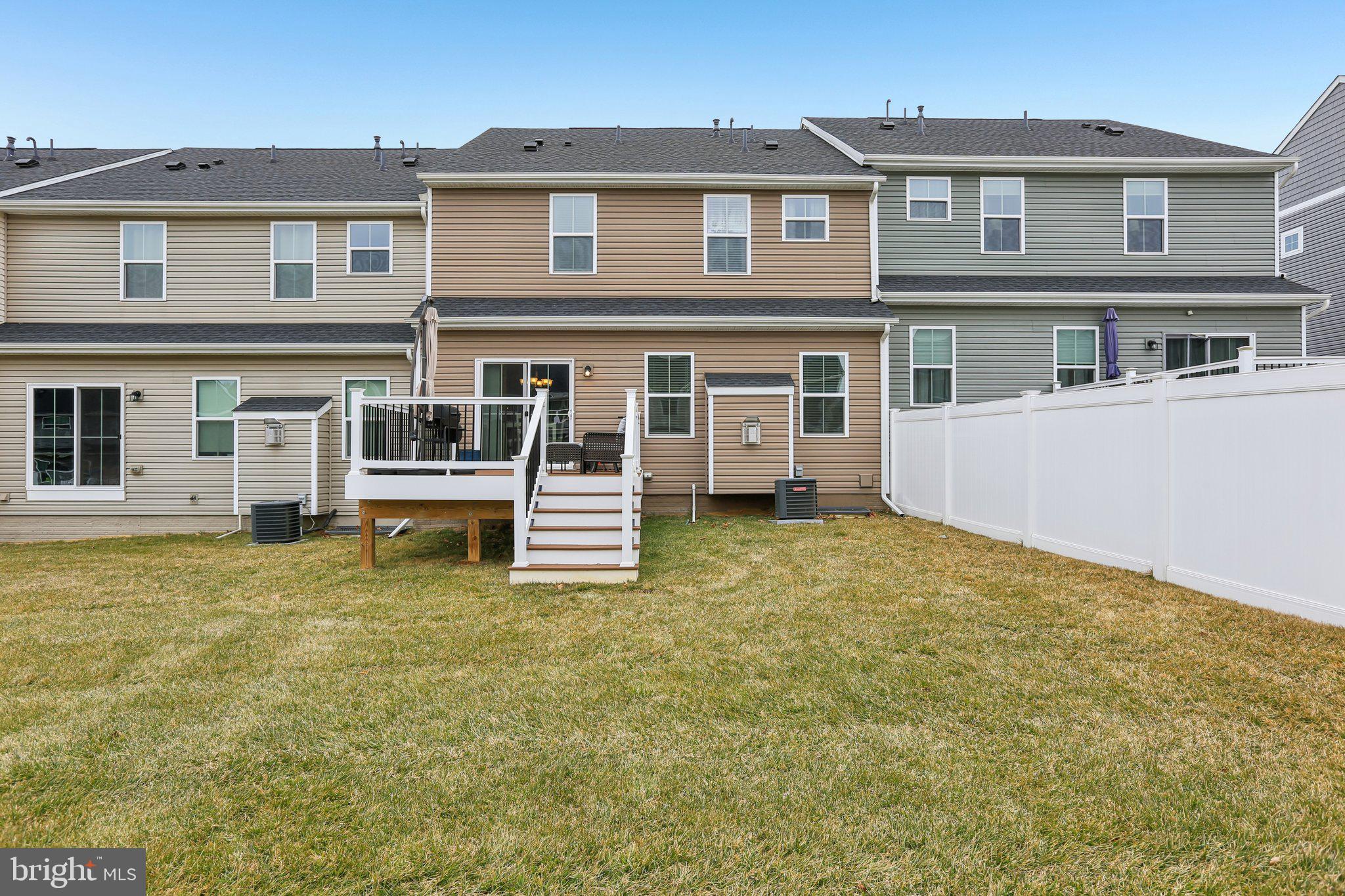 JAMES RUN TOWNHOMES - Residential