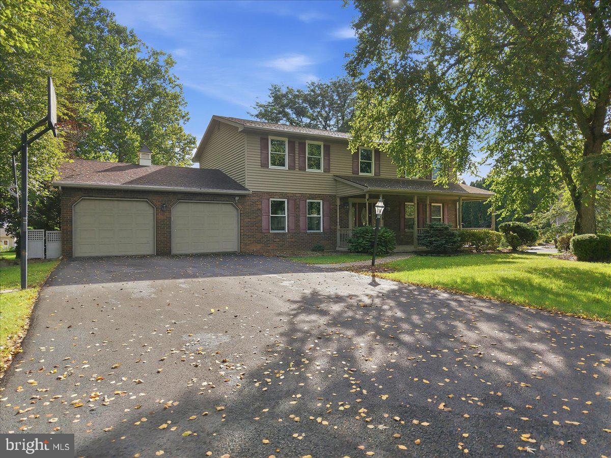 714 LEXINGTON ROAD