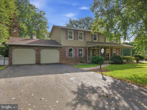 Homes For Sale - 714 Lexington Road<br/> Northampton County, NAZARETH, PA 18064