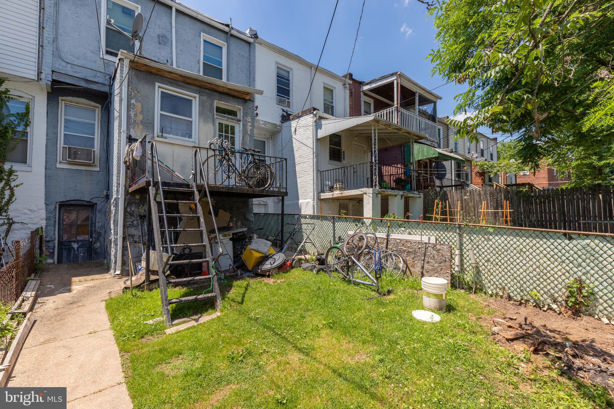 WAVERLY - Residential