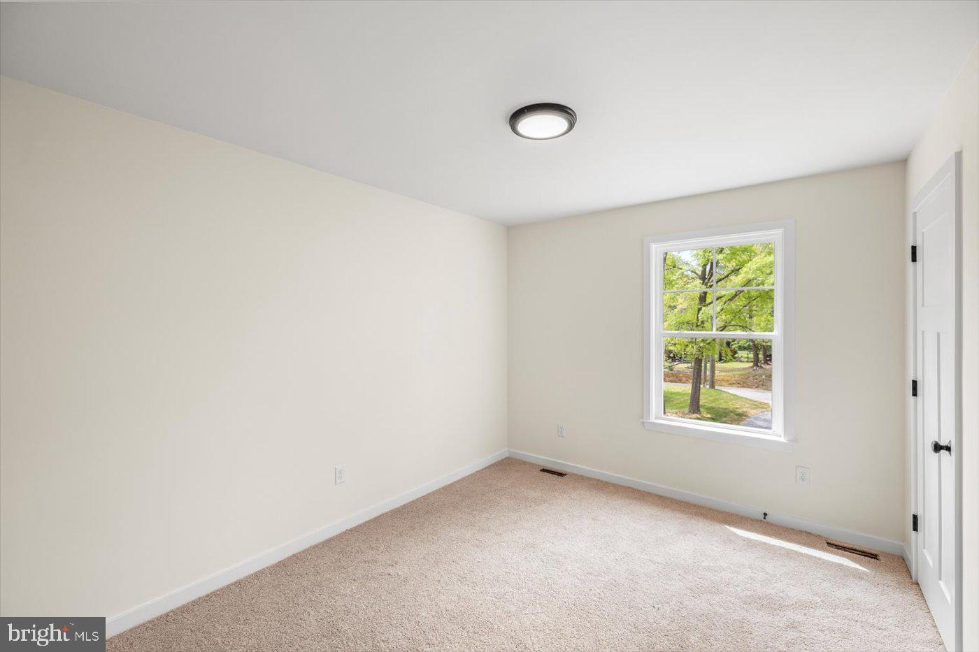 LAKE ARROWHEAD - Residential