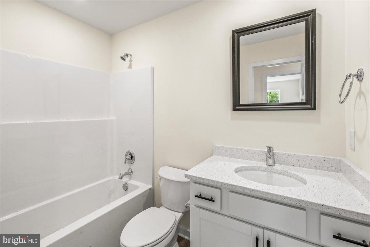 LAKE ARROWHEAD - Residential