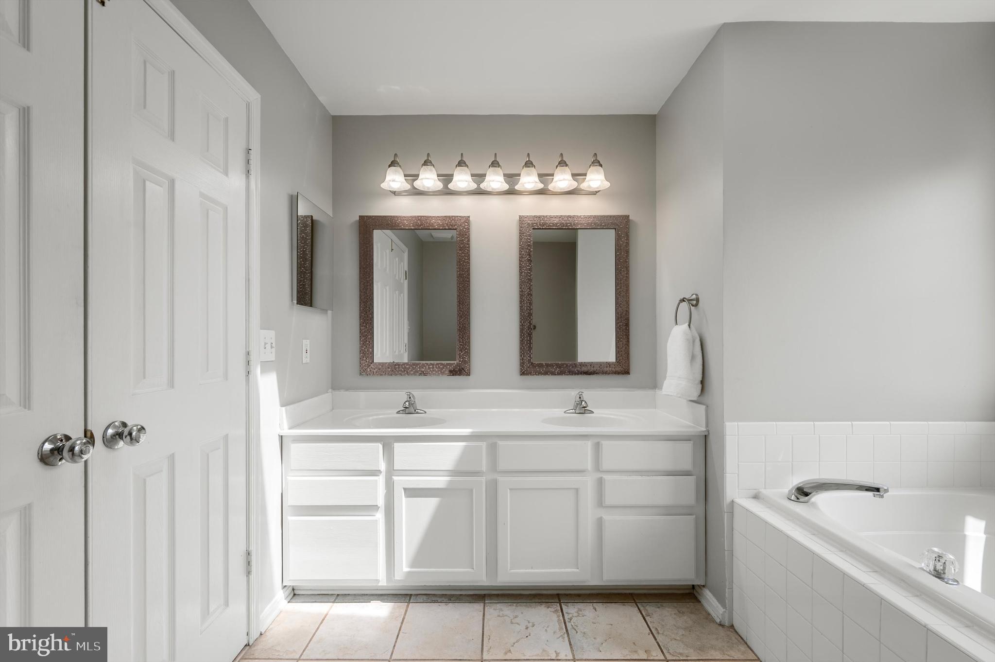 HANNA ESTATES - Residential