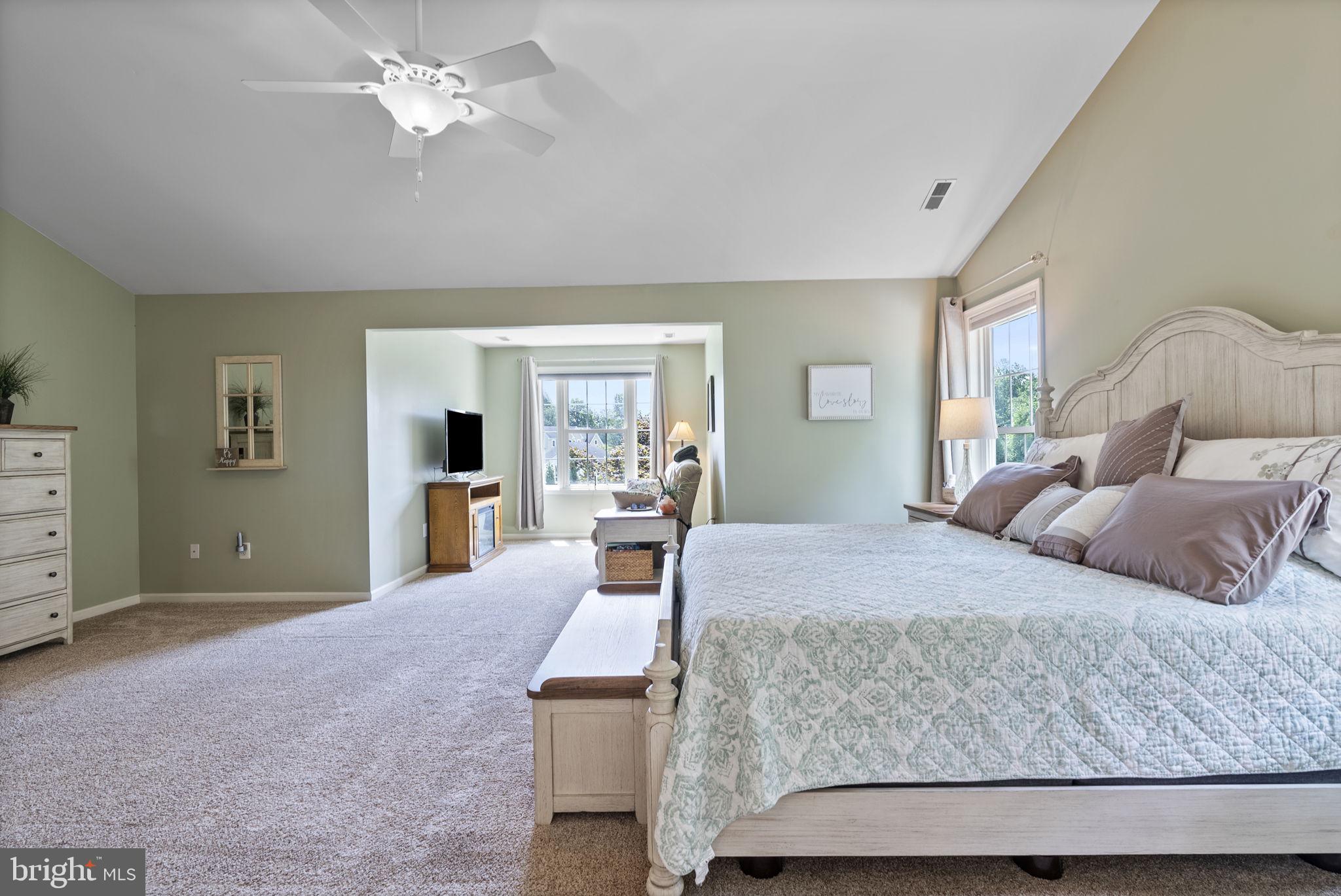 SHERLOCK HOLMES ESTATES - Residential