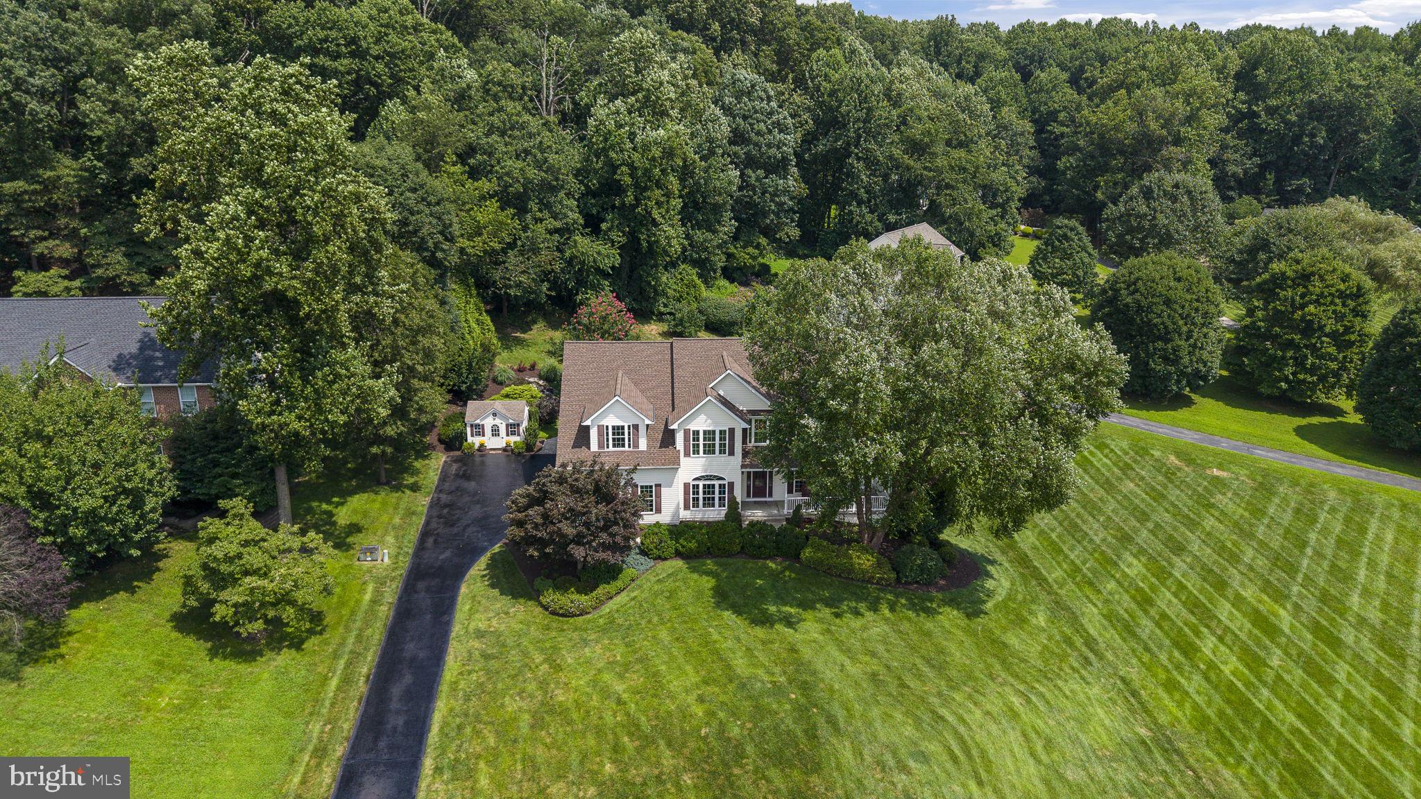 SHERLOCK HOLMES ESTATES - Residential