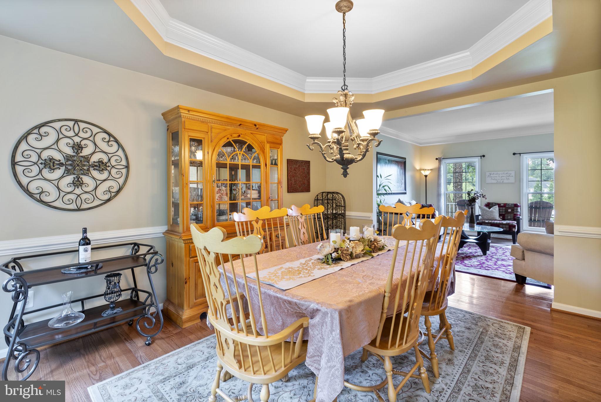 SHERLOCK HOLMES ESTATES - Residential