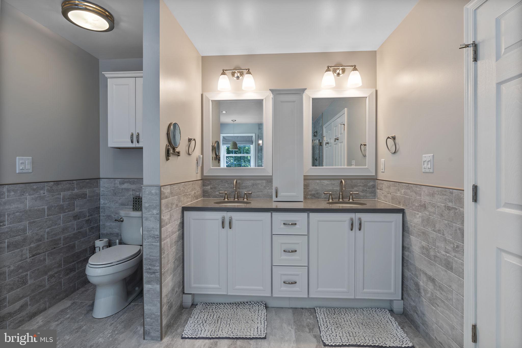 SHERLOCK HOLMES ESTATES - Residential