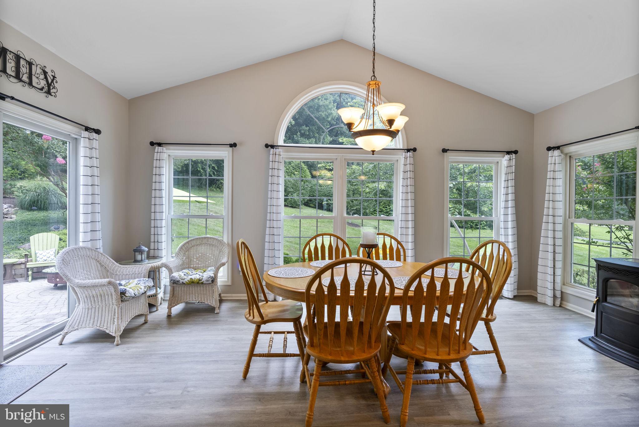 SHERLOCK HOLMES ESTATES - Residential