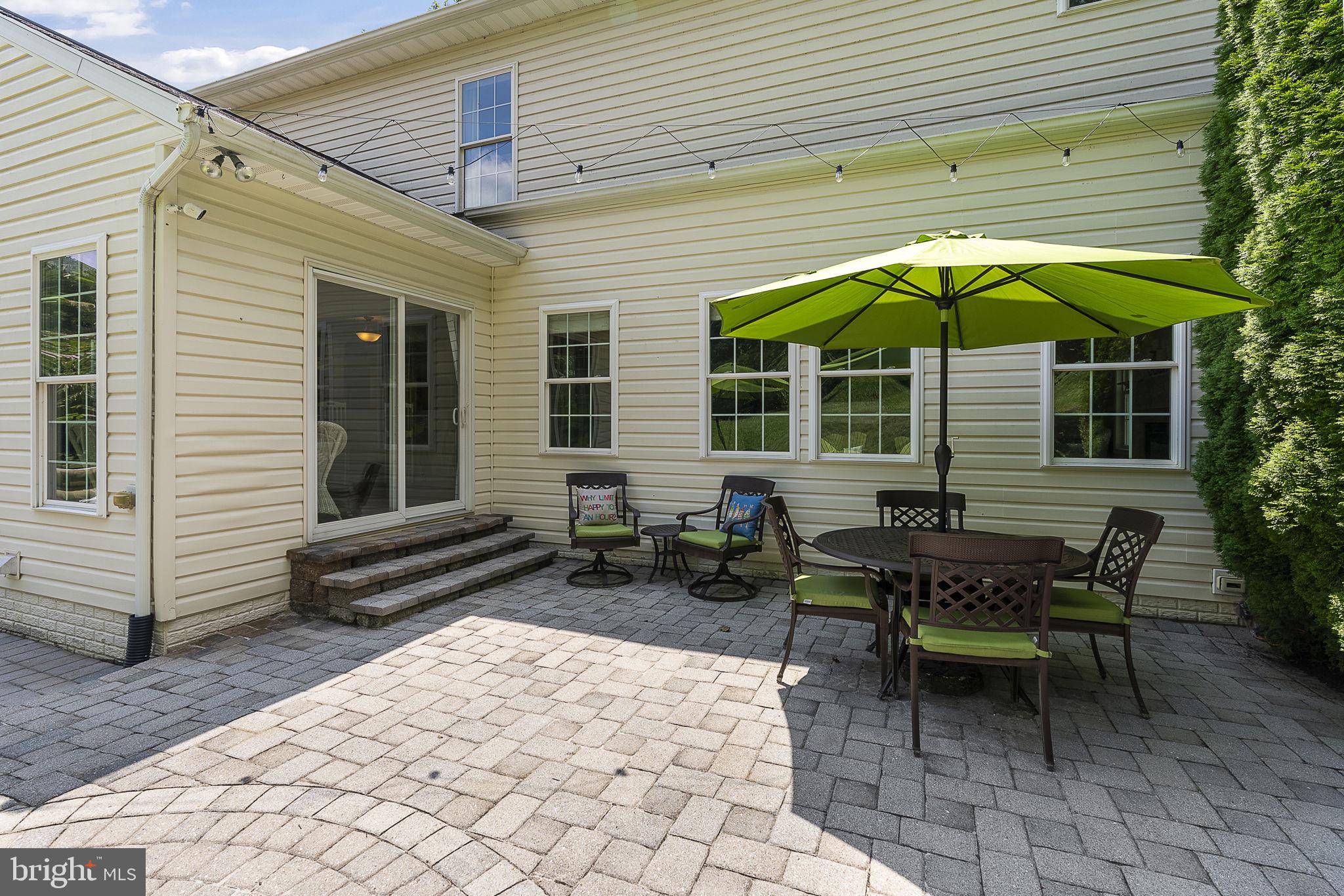 SHERLOCK HOLMES ESTATES - Residential